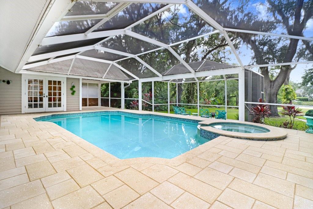 STIRLING HEIGHTS - Residential