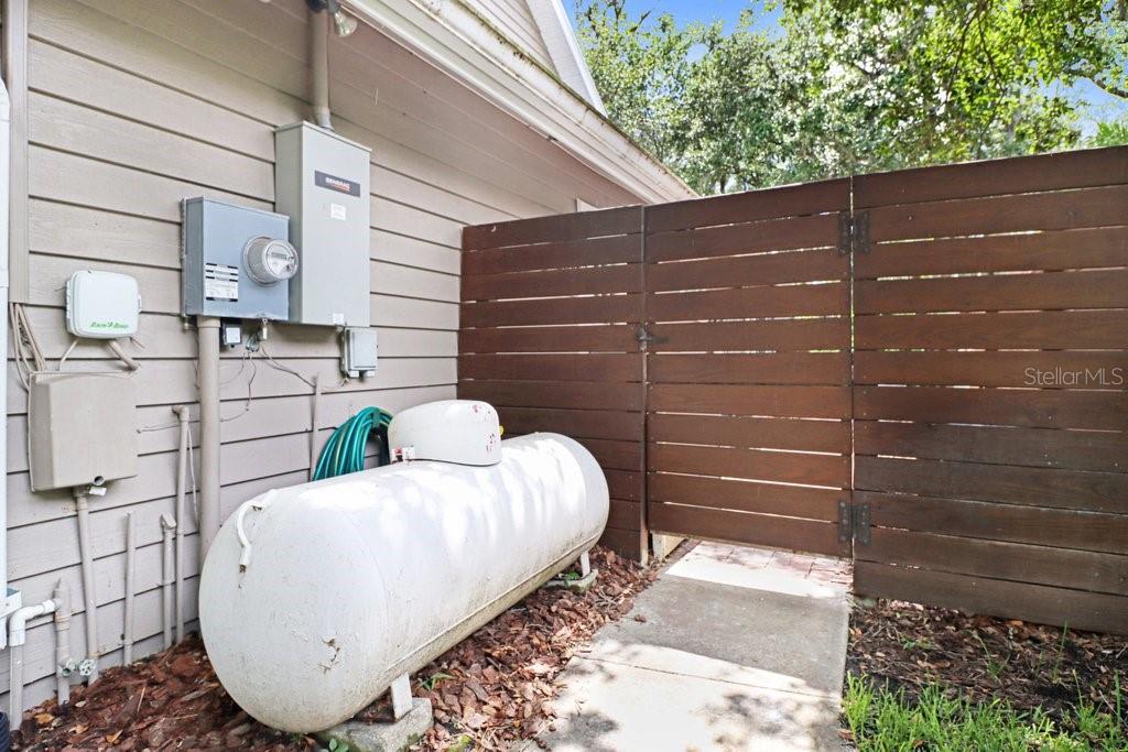 STIRLING HEIGHTS - Residential