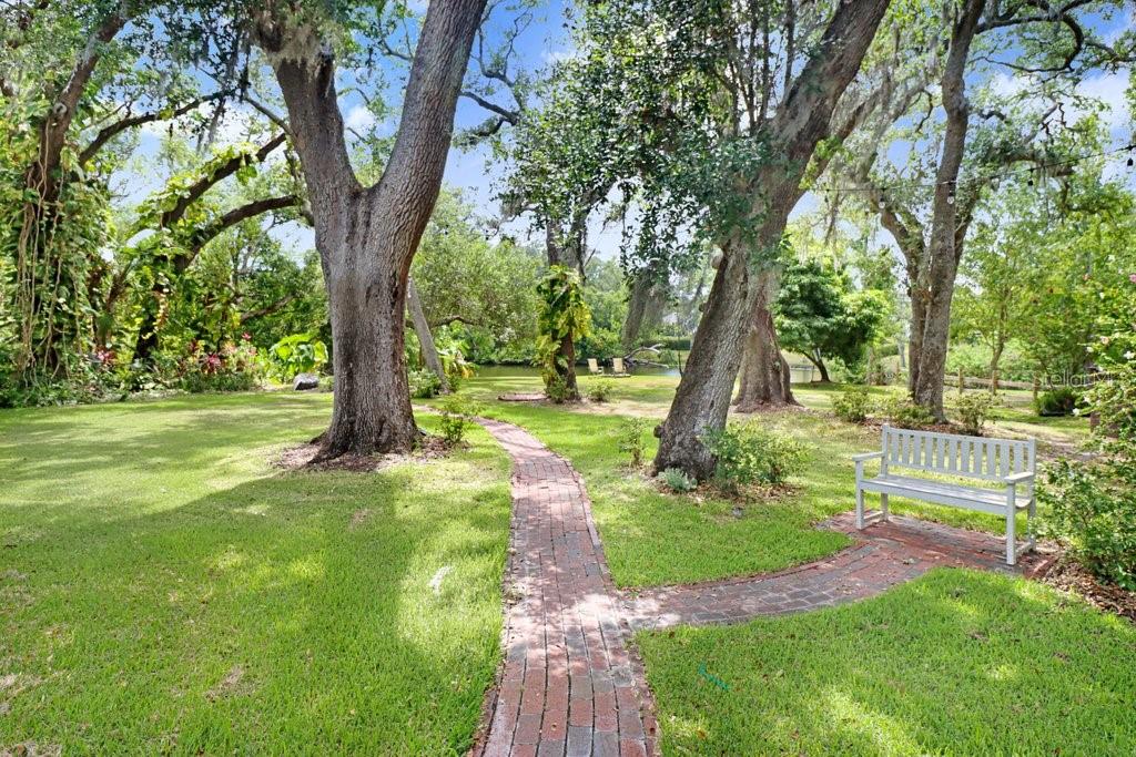 STIRLING HEIGHTS - Residential