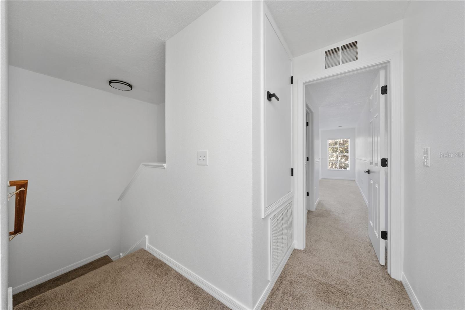 COBBLESTONE LANDING TWNHMS CONDO - Residential
