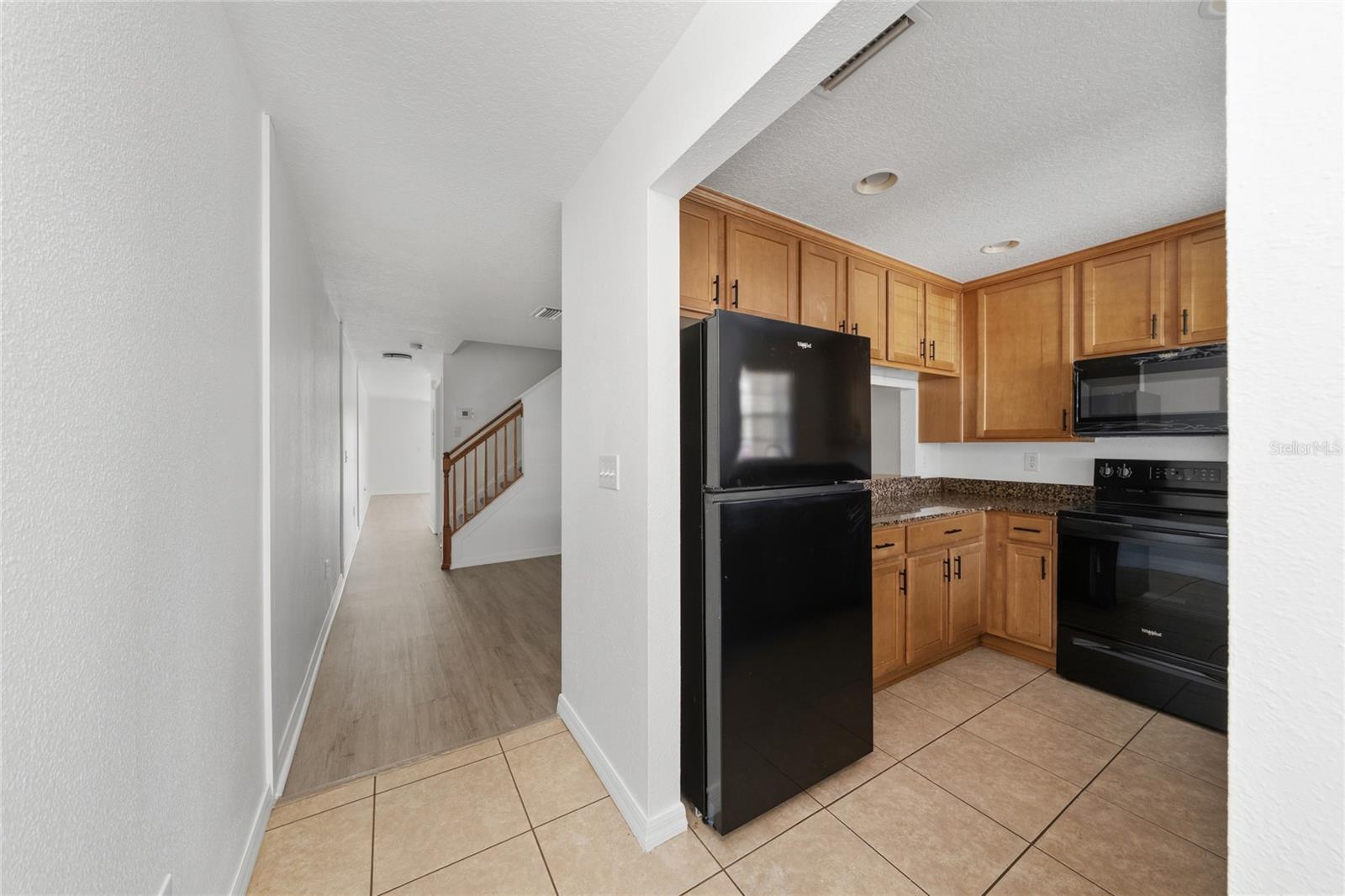COBBLESTONE LANDING TWNHMS CONDO - Residential
