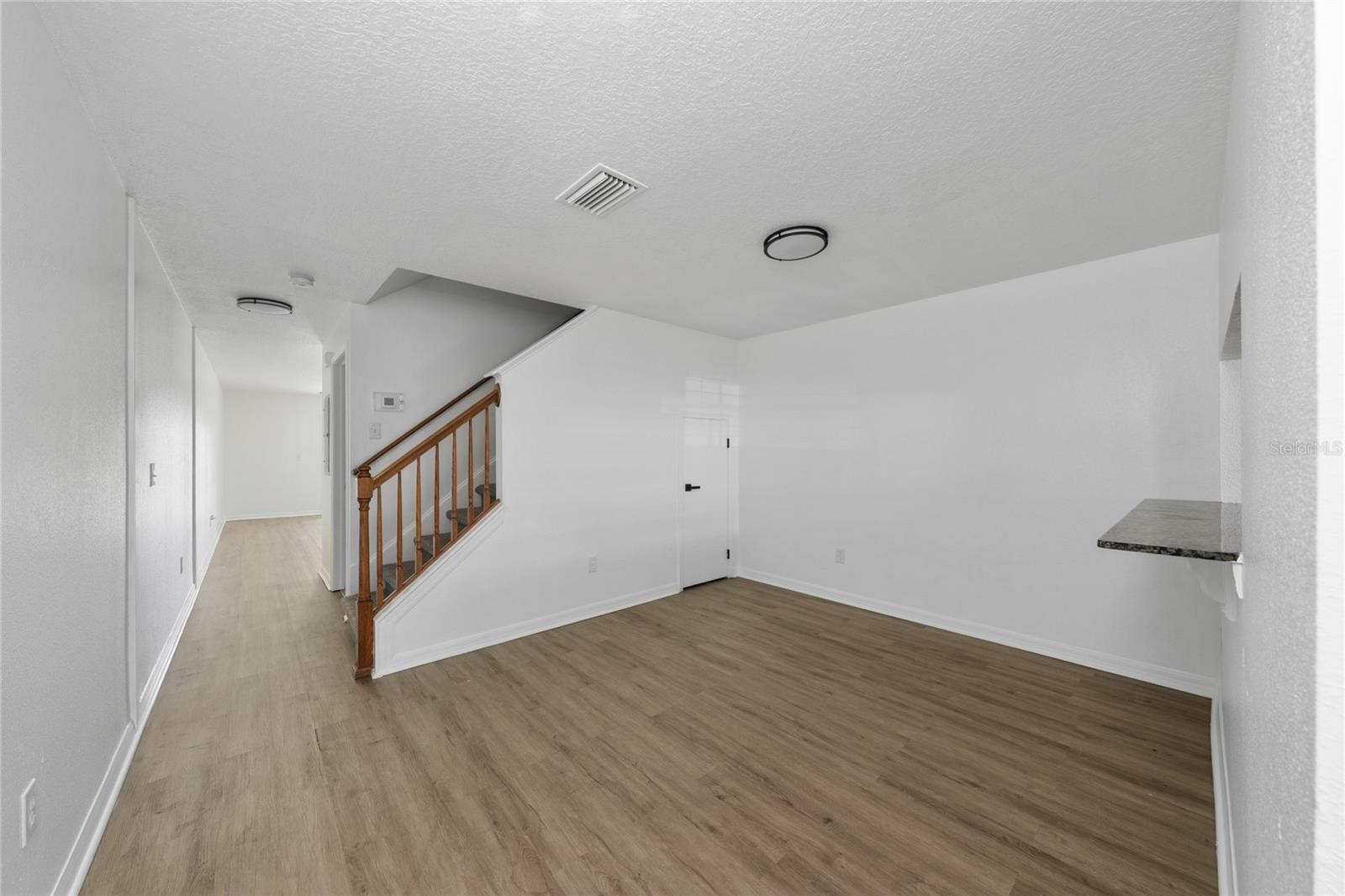 COBBLESTONE LANDING TWNHMS CONDO - Residential