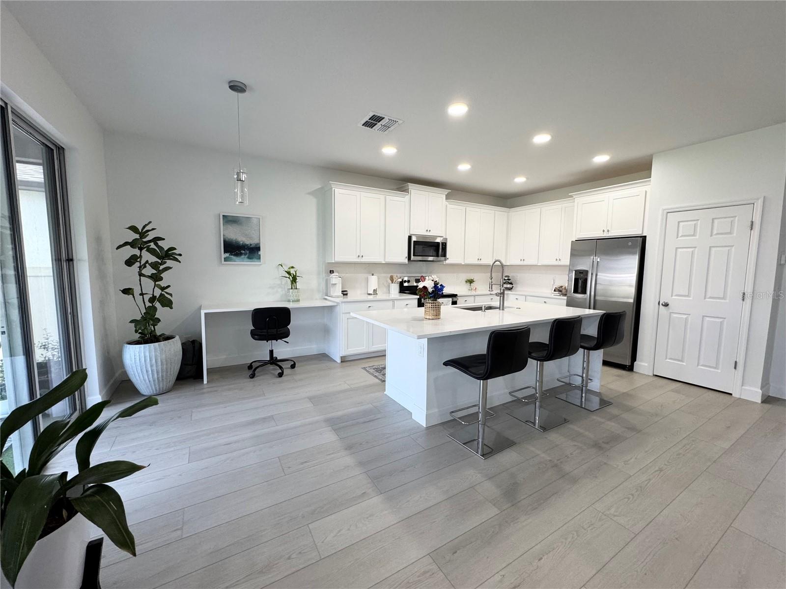 BERRY BAY SUB - Residential