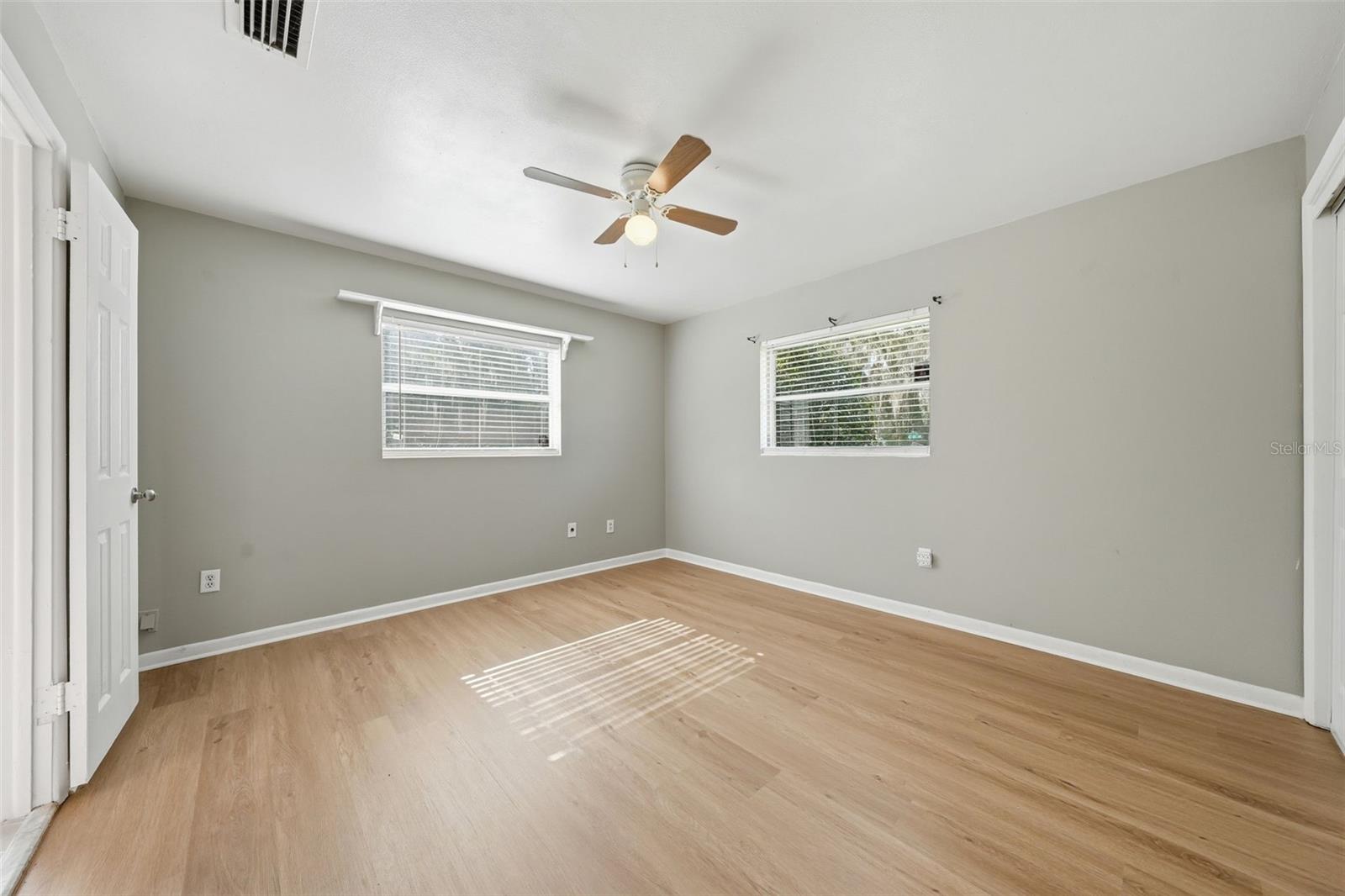 LAKE BREEZE ESTATES - Residential