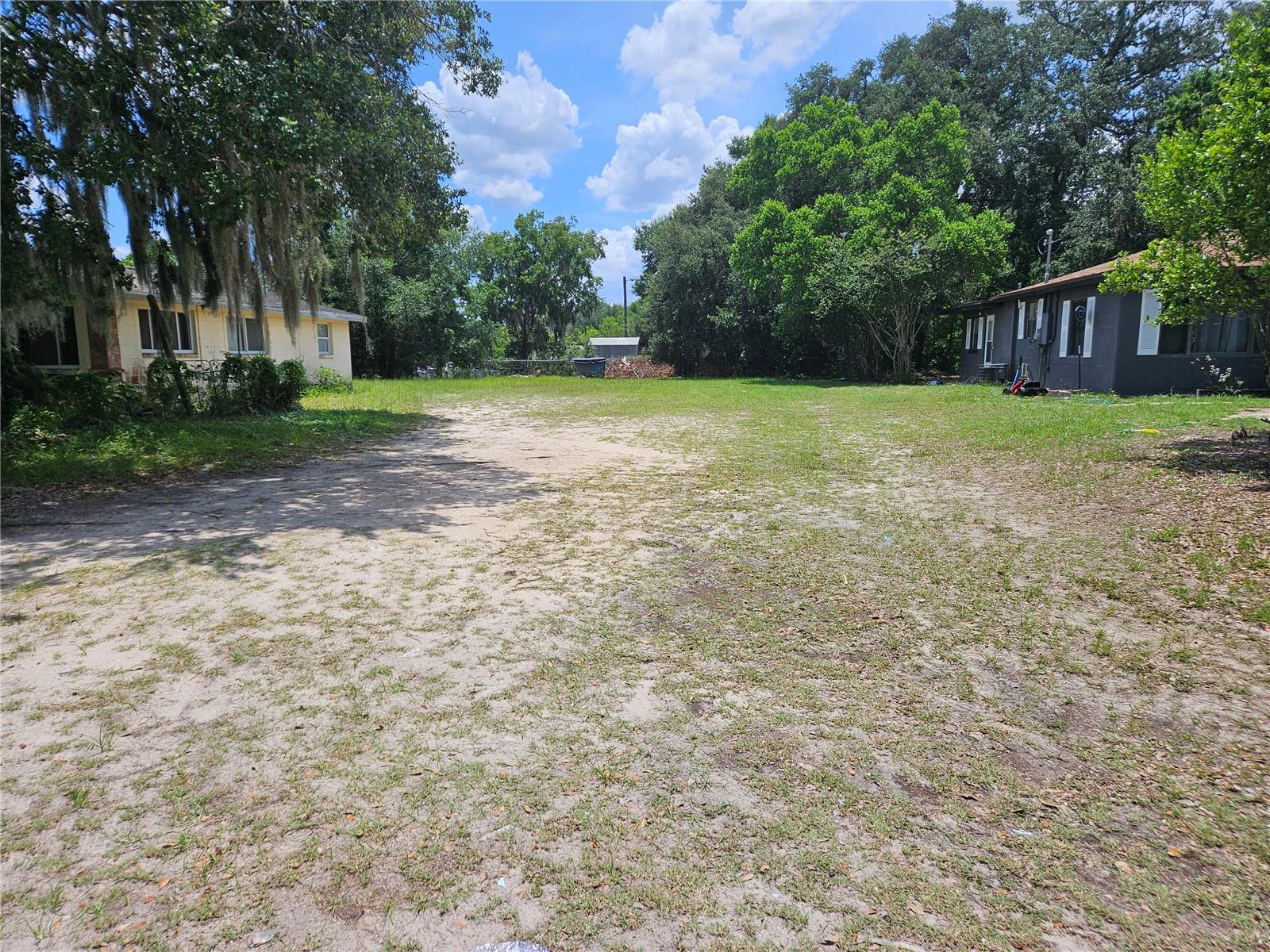 ATTENTION BUILDERS... Affordable and  very conveniently located 50'x130' city lot. Cleared and ready to build on a paved city street. City water and city sewer available to the lot. Located only 2 blocks to city park and city recreation center. Only 1/2 mile to Dade City downtown district which hosts multiple festivals and parades throughout the year. Lot offers 50' frontage on a paved city street plus 50' rear frontage on a city alley which offers both front and rear access.