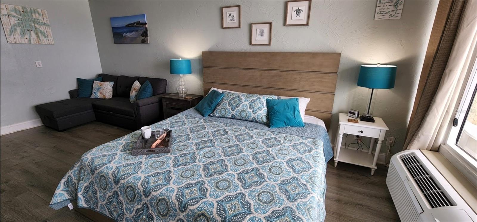 PIRATES COVE CONDO - Residential
