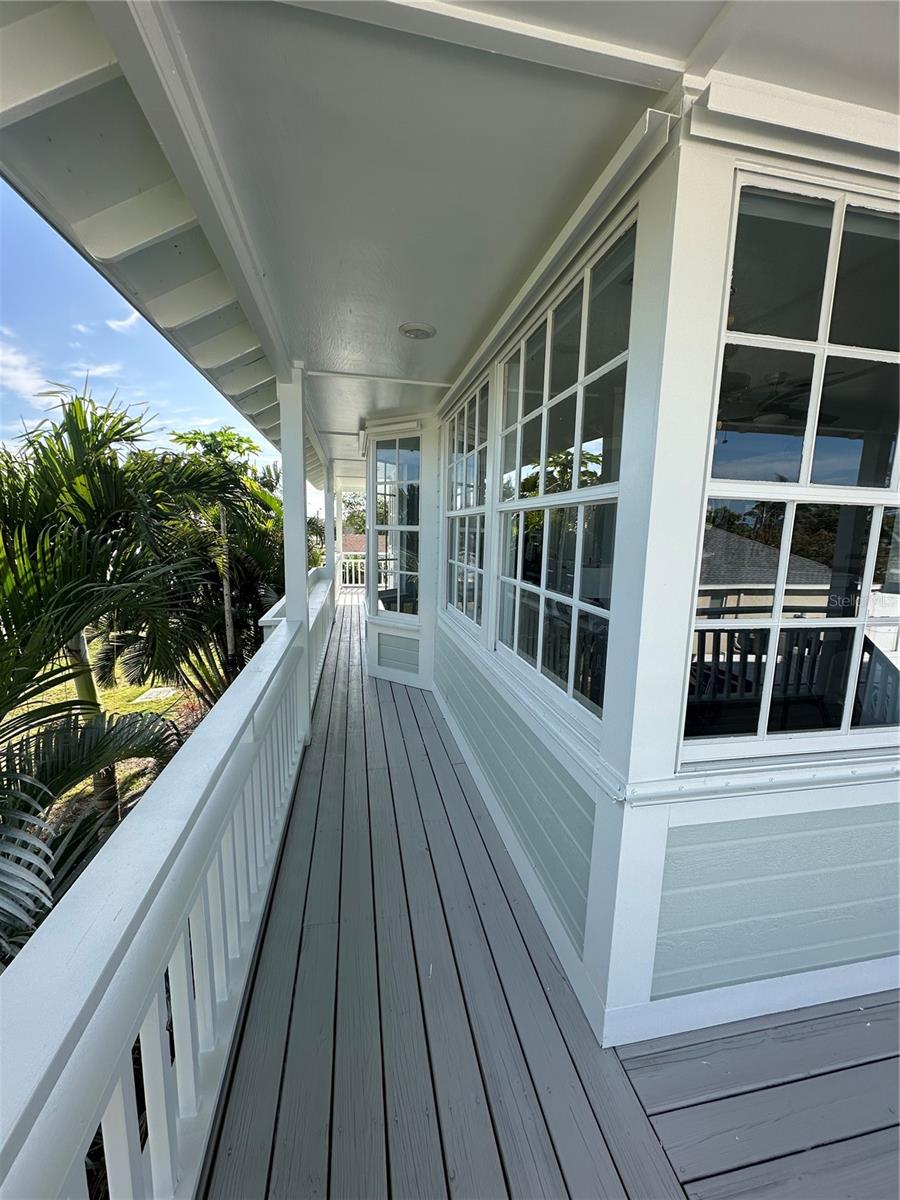 SOUTH VENICE - Residential