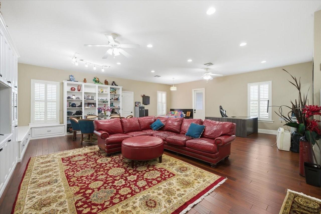 KEYSTONE LAKE VIEW PARK - Residential