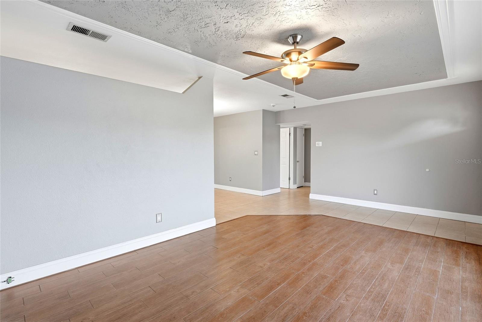 WESTGATE MANOR 1ST ADD - Residential
