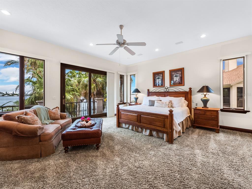 SUNSET HARBOR - Residential