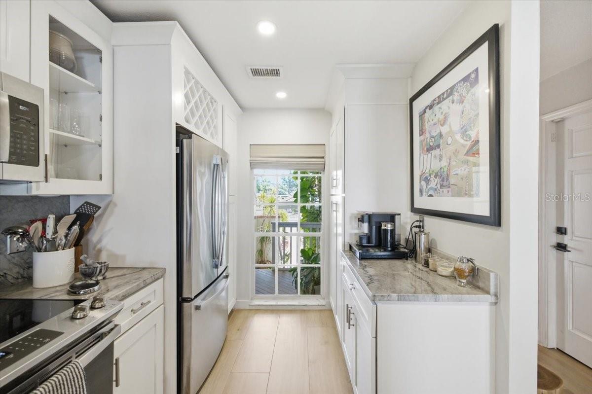 COLONY KEY - Residential