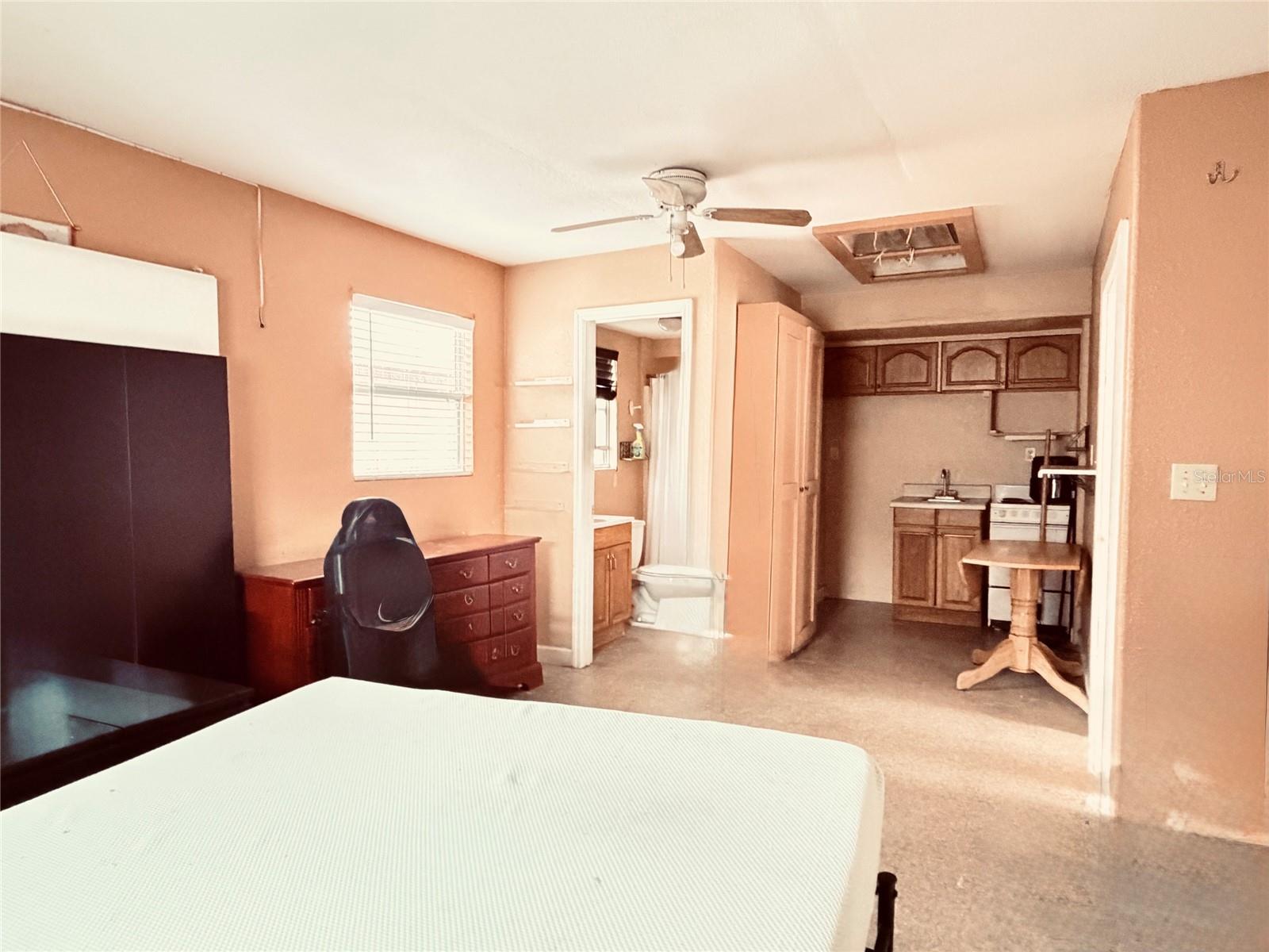IDLE GROVE PARK UNIT 1 CORR - Residential