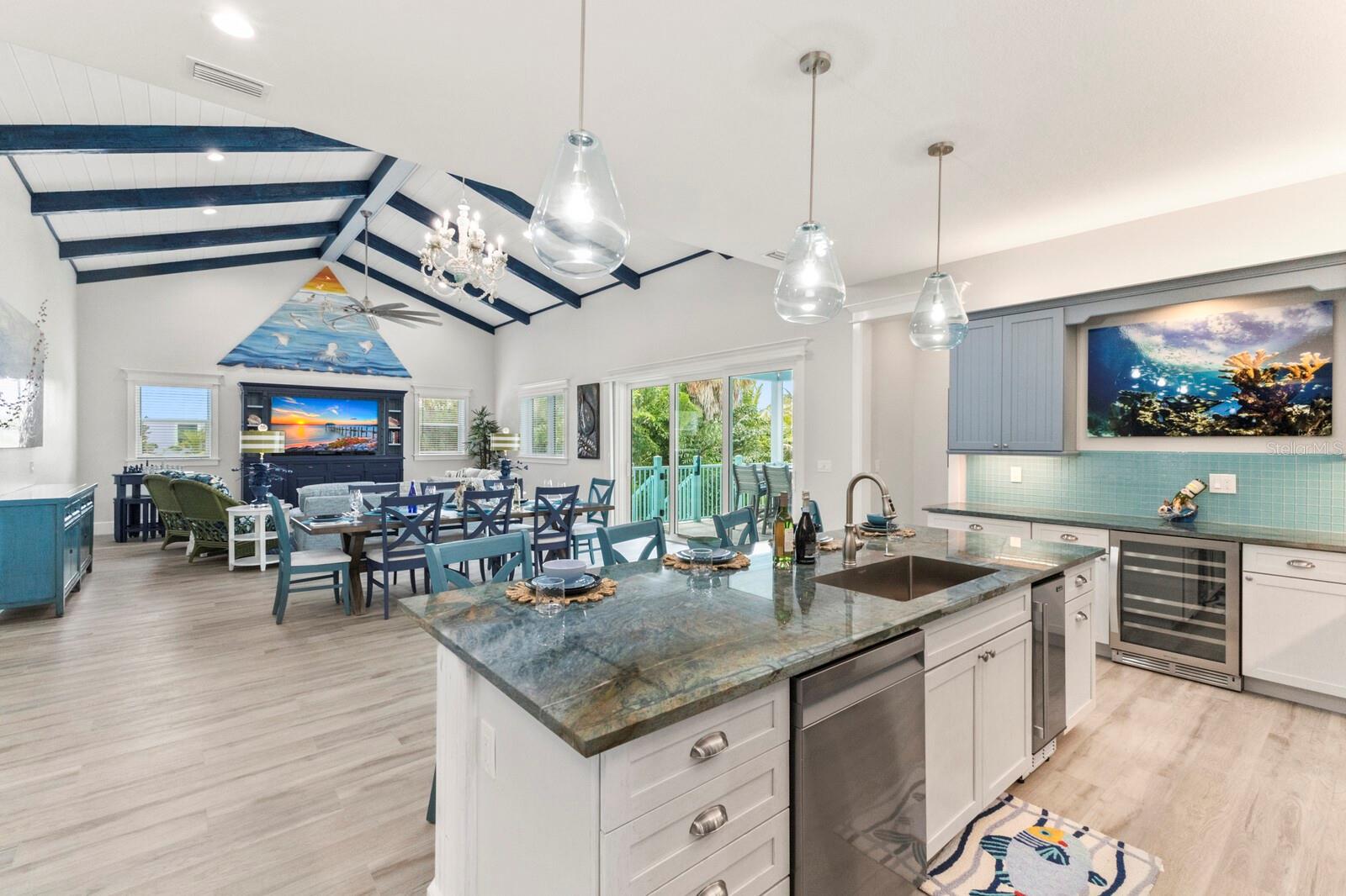 ANNA MARIA BEACH - Residential