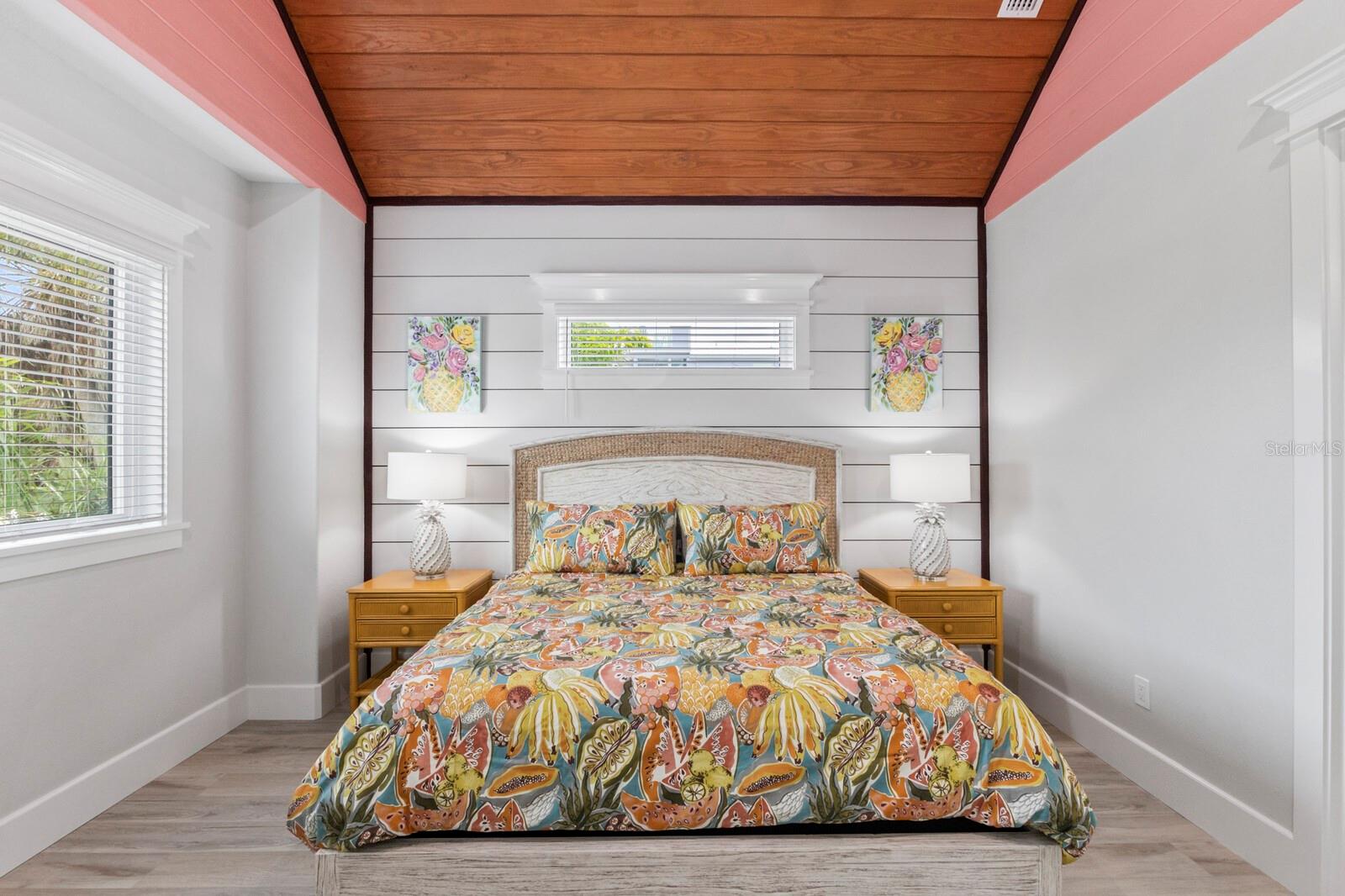 ANNA MARIA BEACH - Residential
