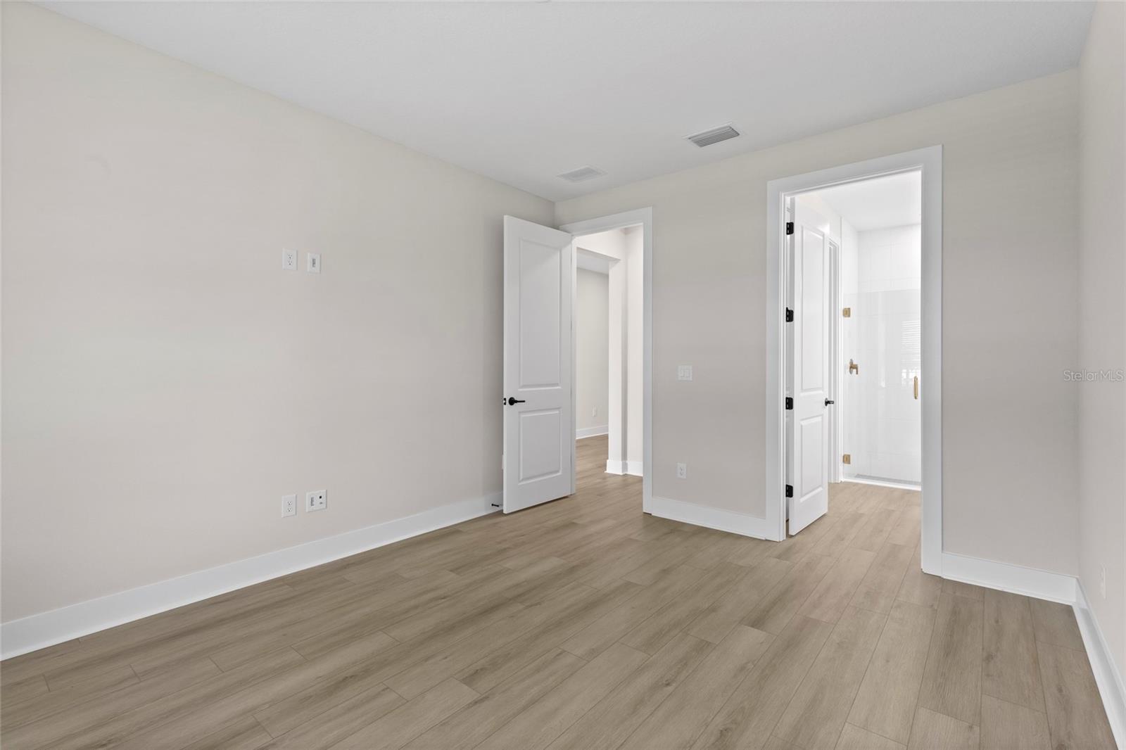 STAR FARMS - Residential