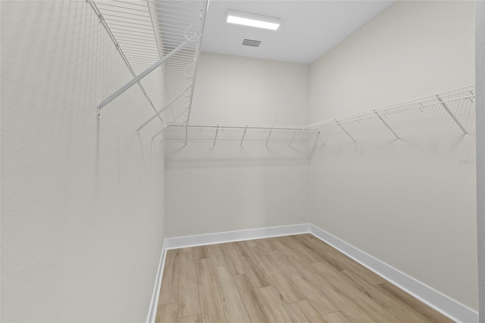 STAR FARMS - Residential