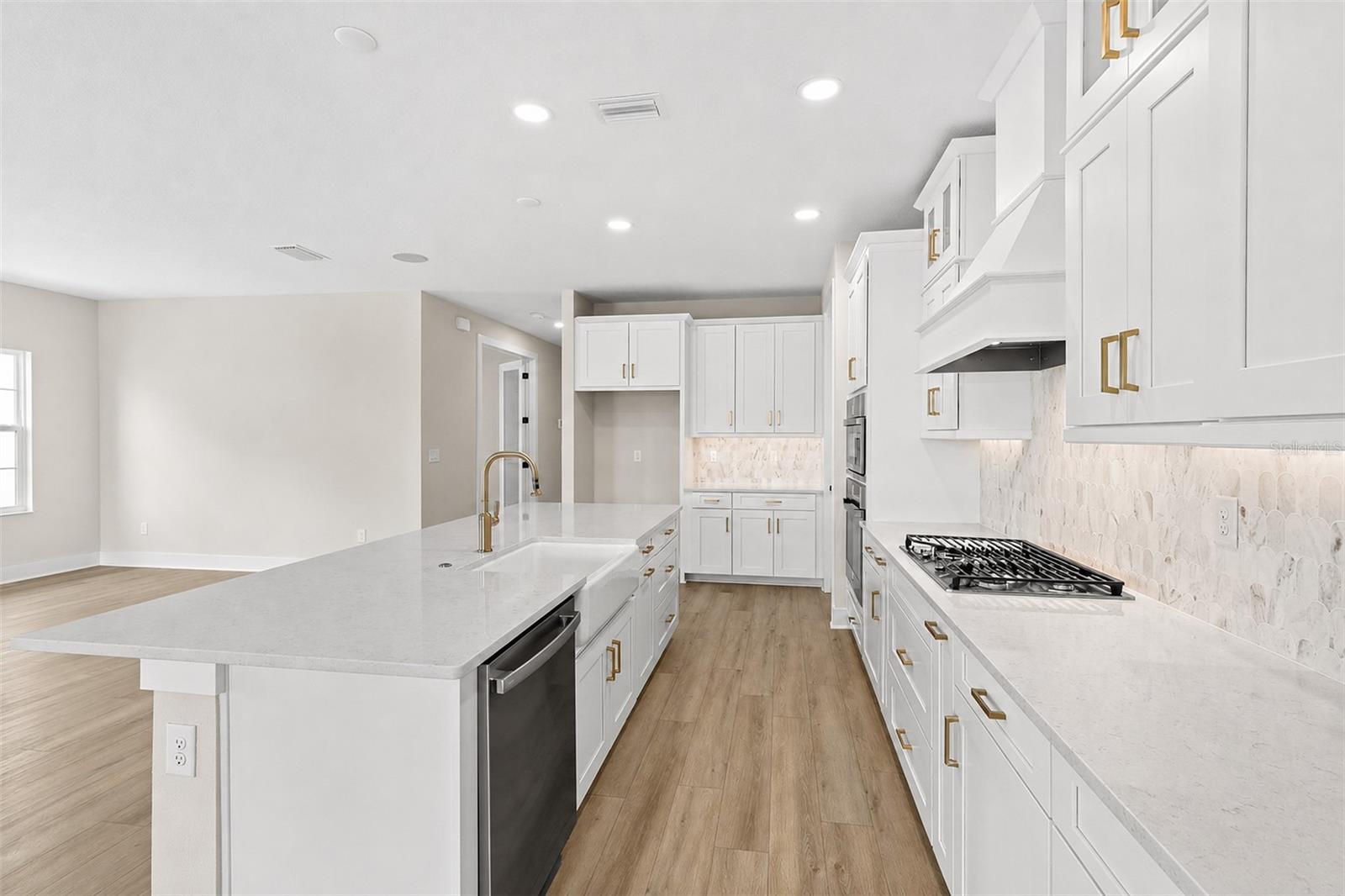 STAR FARMS - Residential