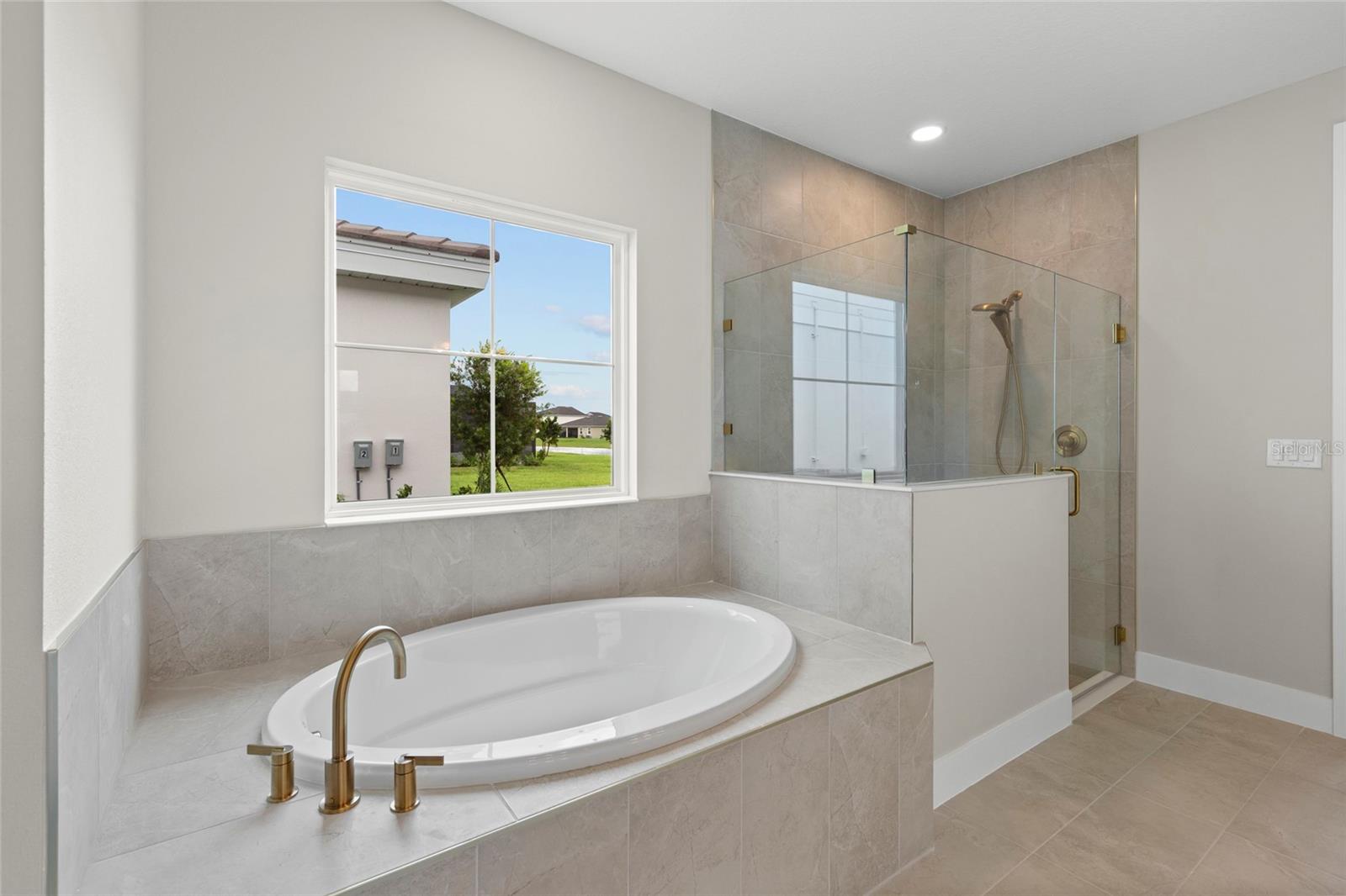 STAR FARMS - Residential