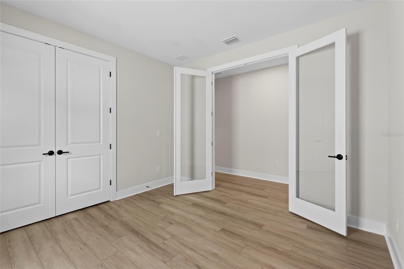 STAR FARMS - Residential