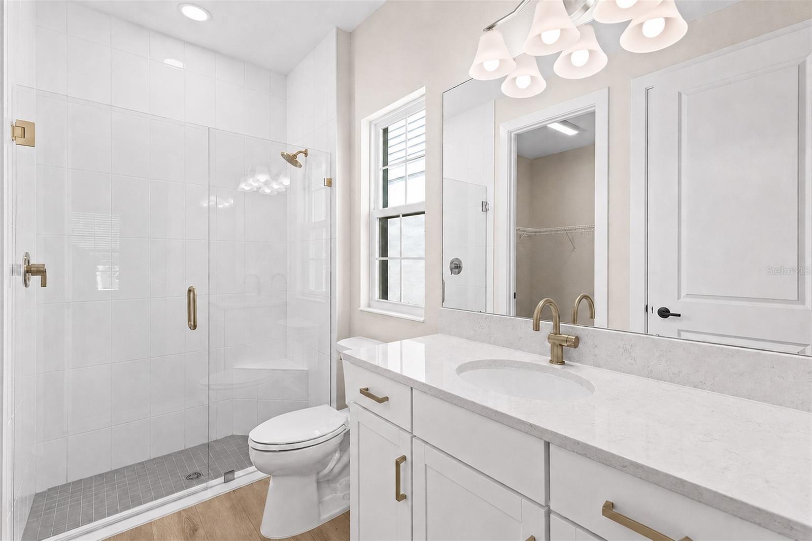 STAR FARMS - Residential