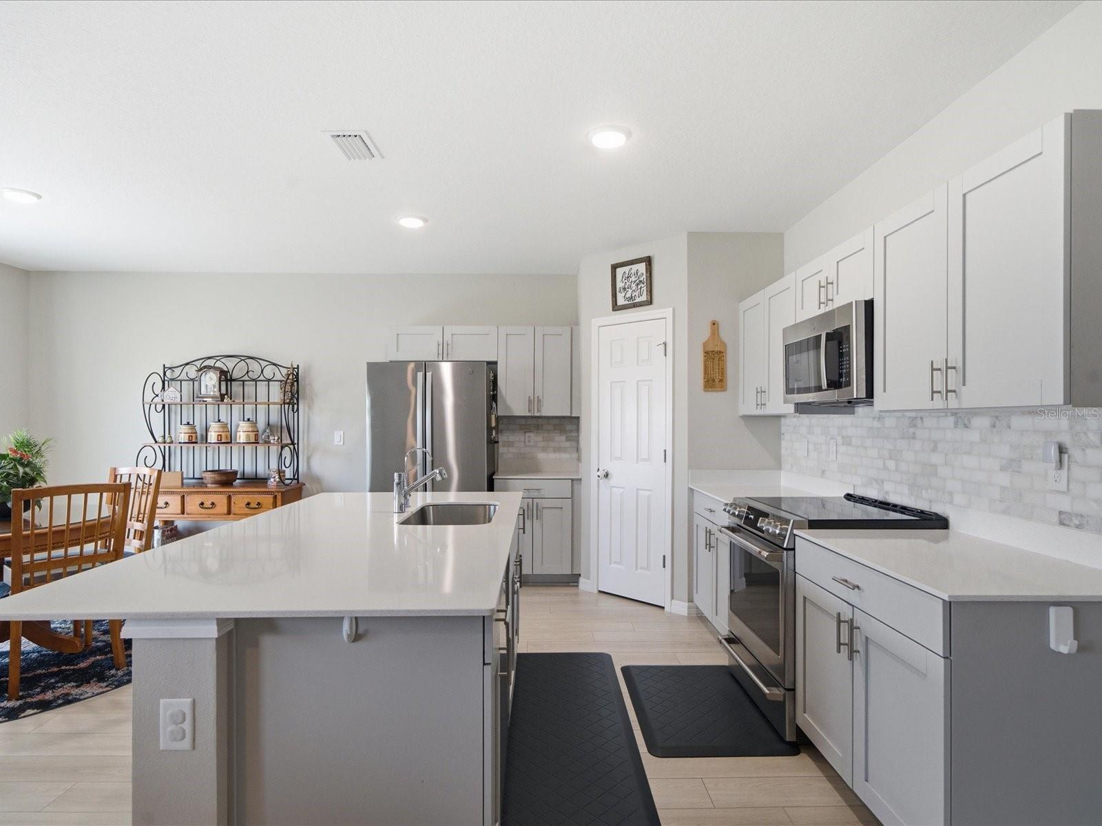 PASADENA POINT PH I - Residential