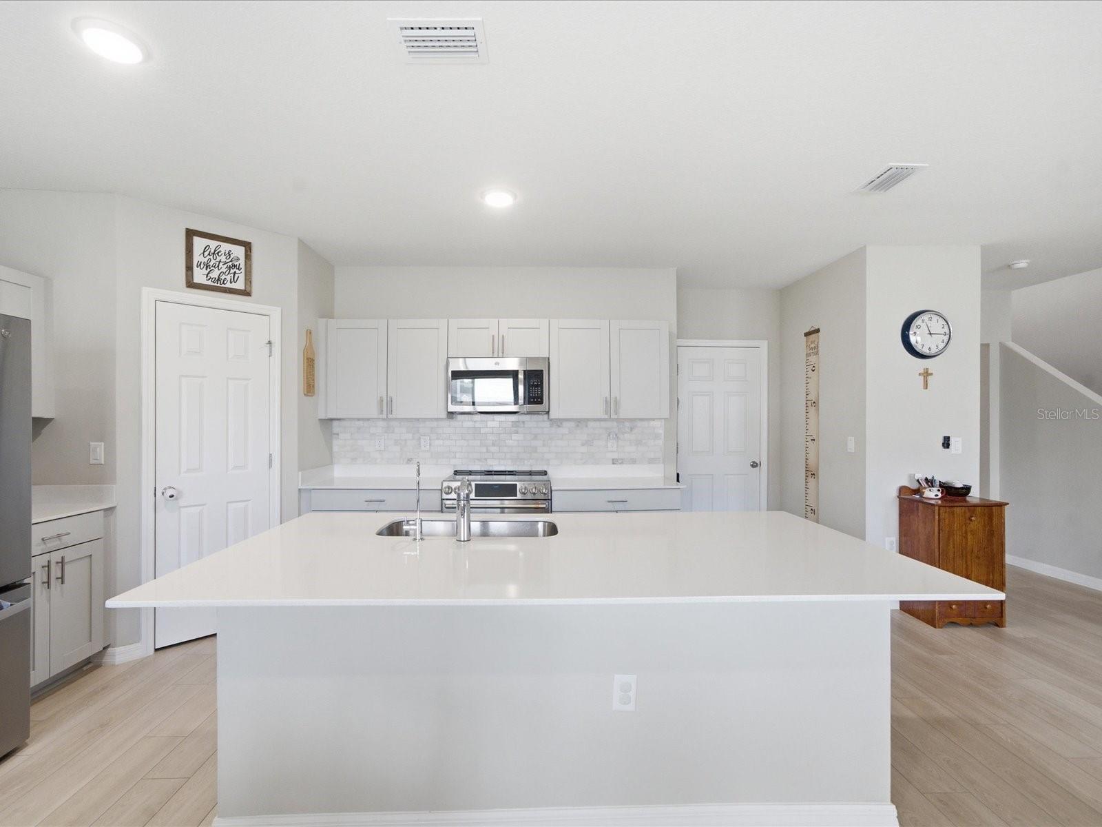 PASADENA POINT PH I - Residential