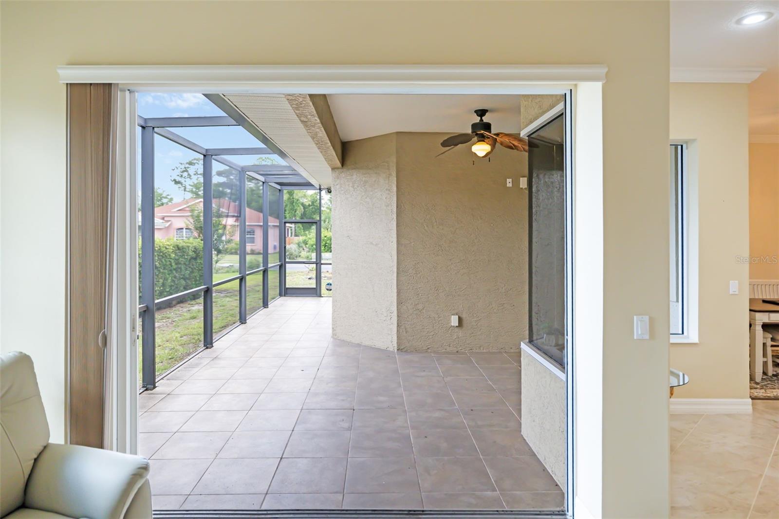 WHISPERING CRANE - Residential