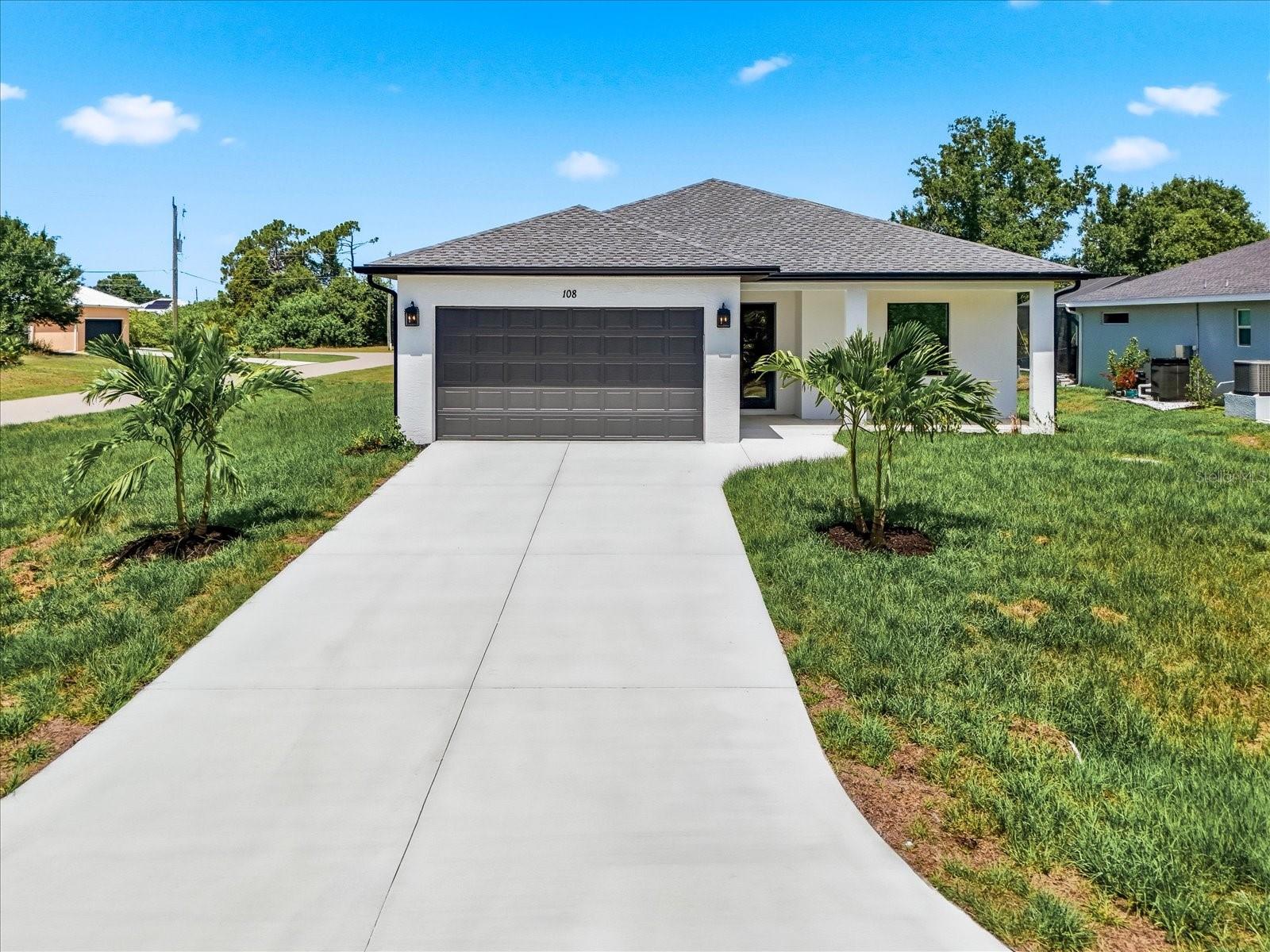 ROTONDA LAKES - Residential