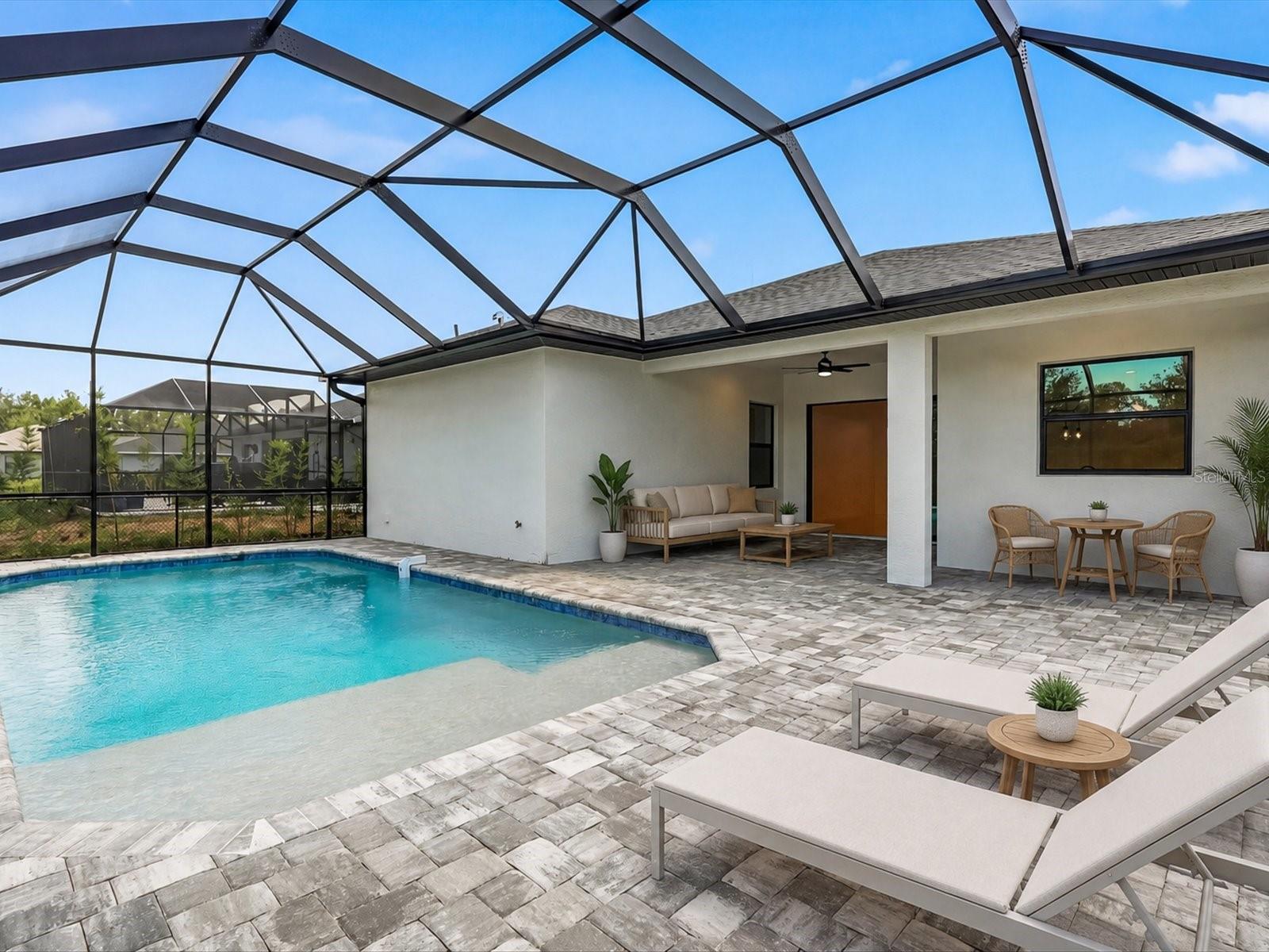 ROTONDA LAKES - Residential