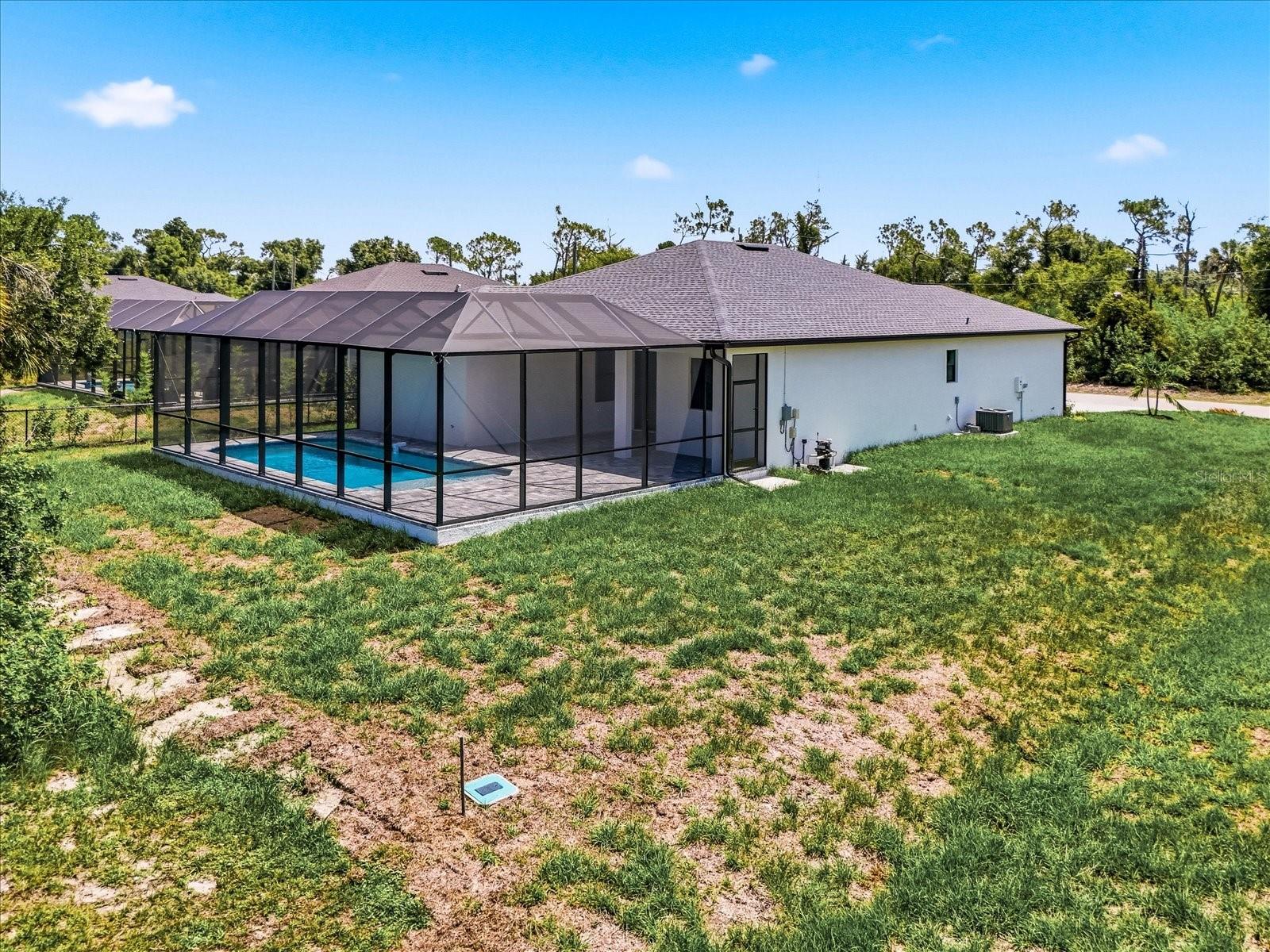 ROTONDA LAKES - Residential