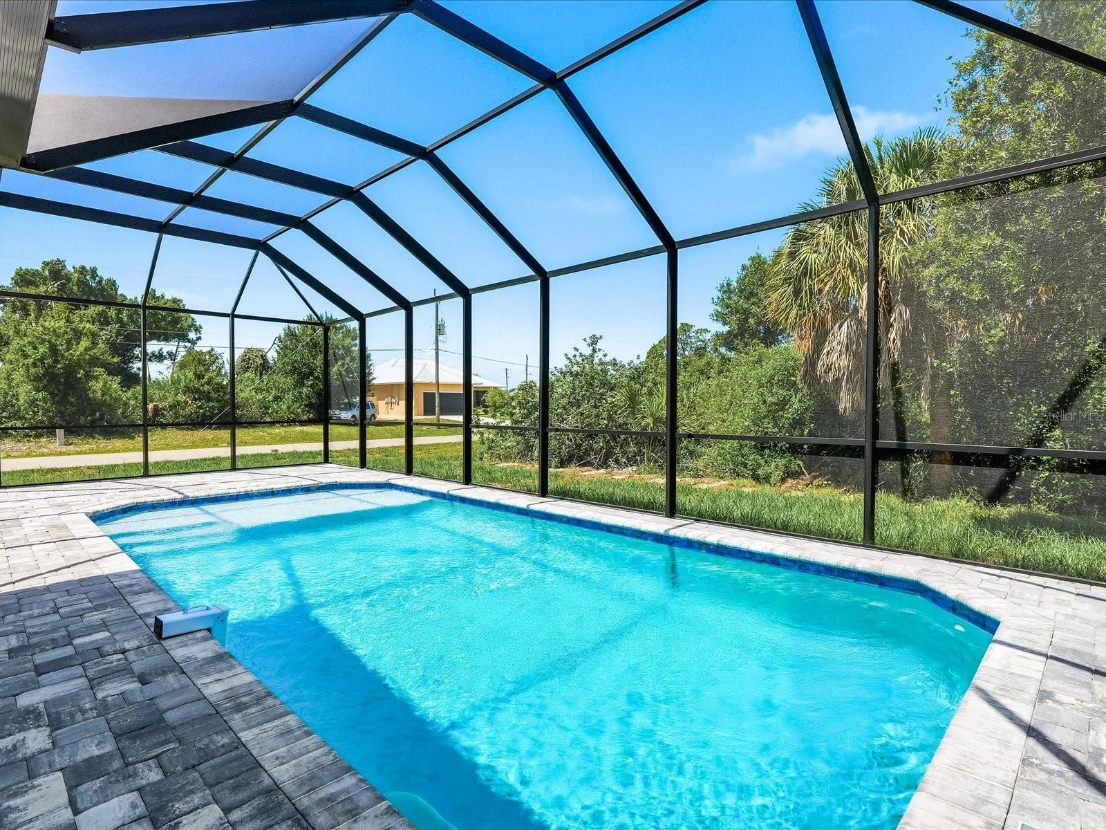 ROTONDA LAKES - Residential