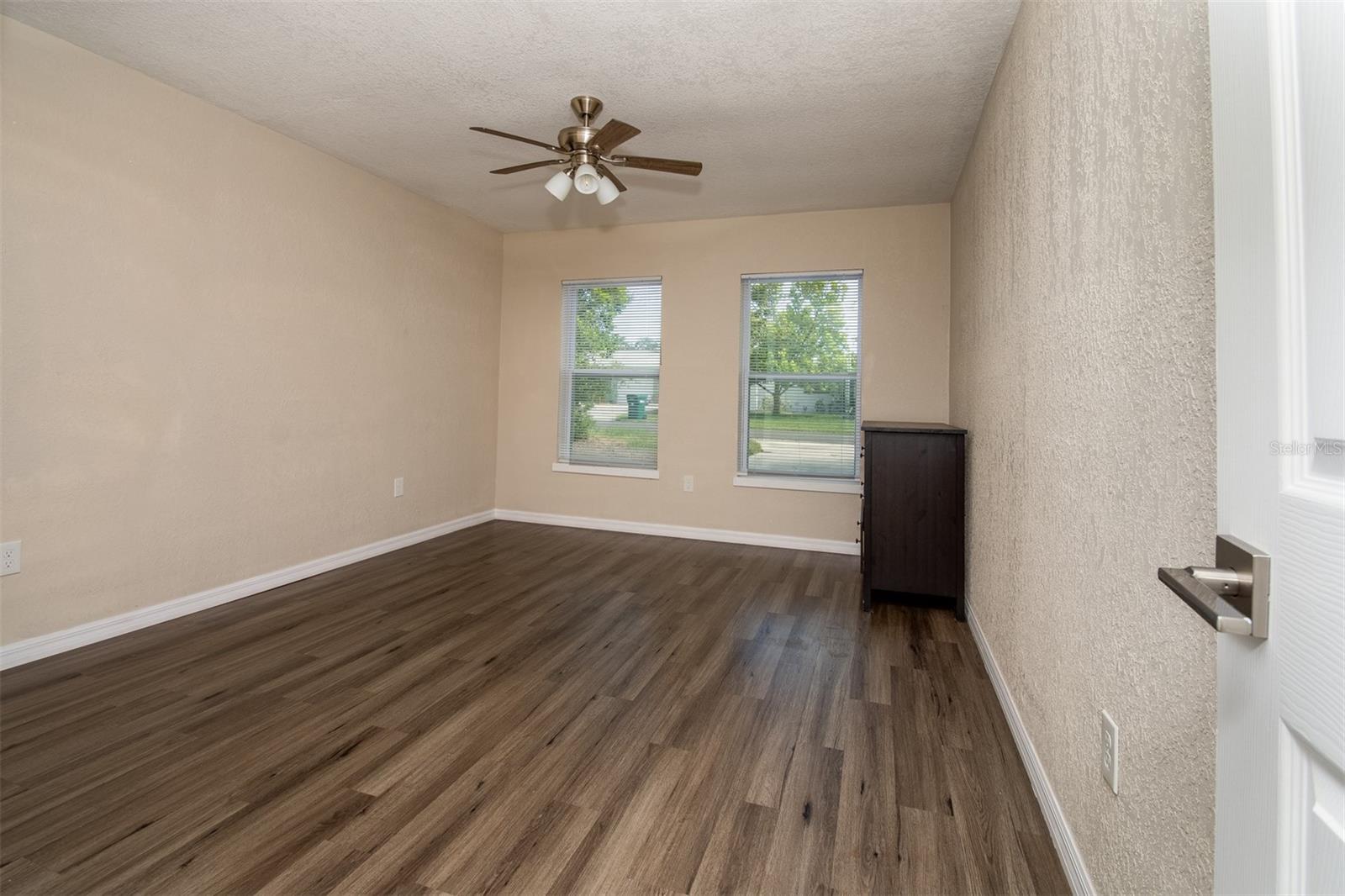 HIGHLAND LAKE - Residential