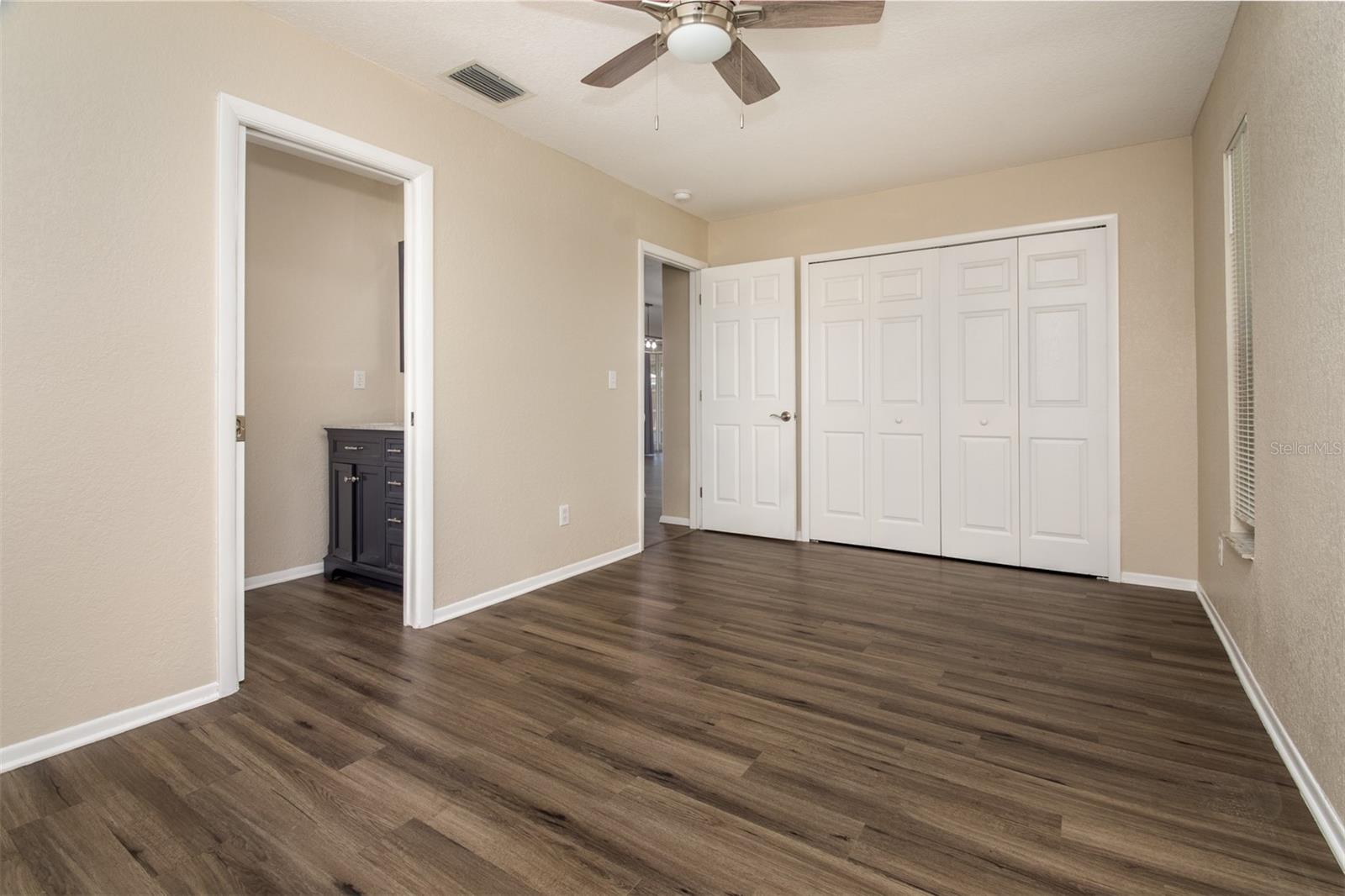 HIGHLAND LAKE - Residential