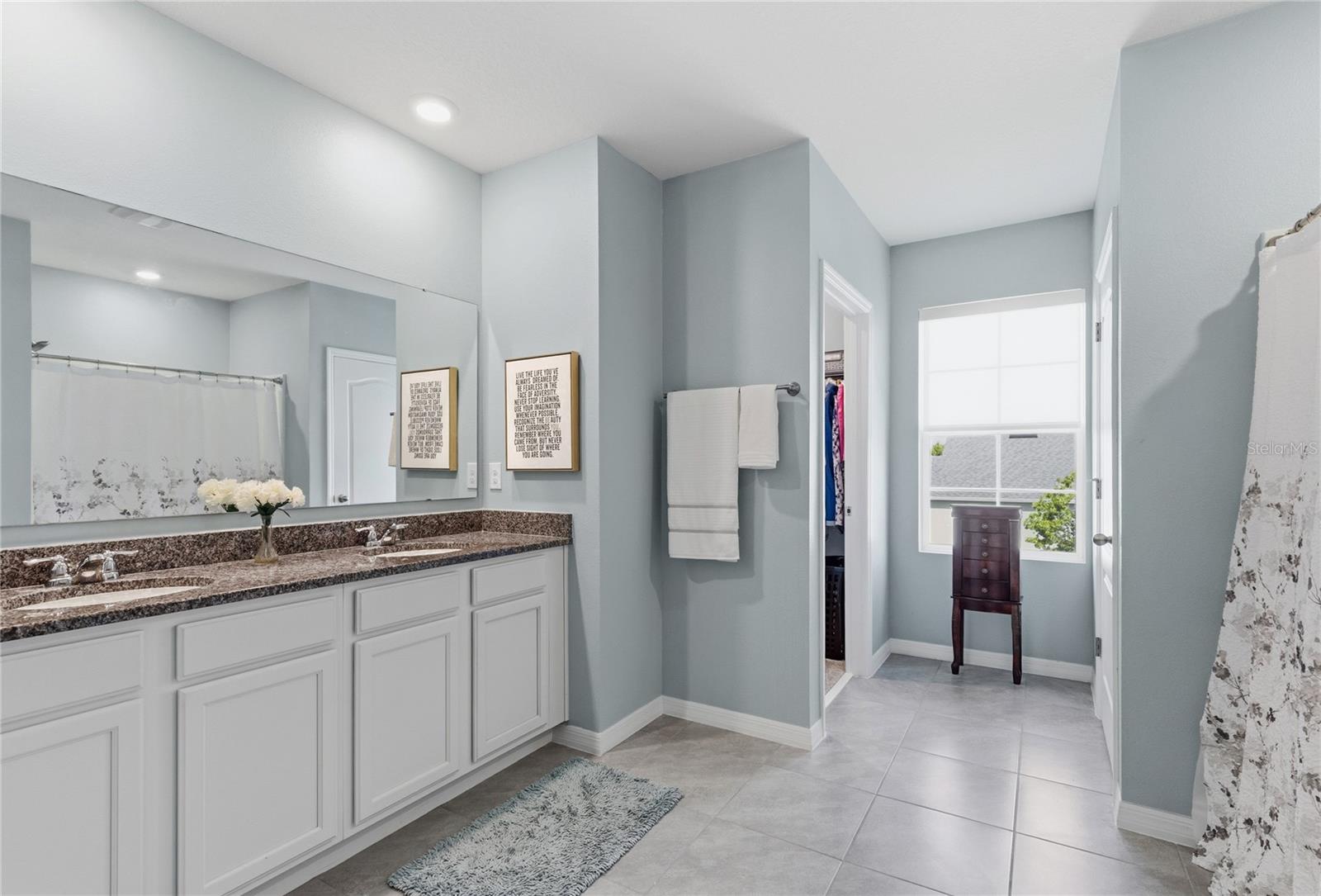 SUNCREST - Residential
