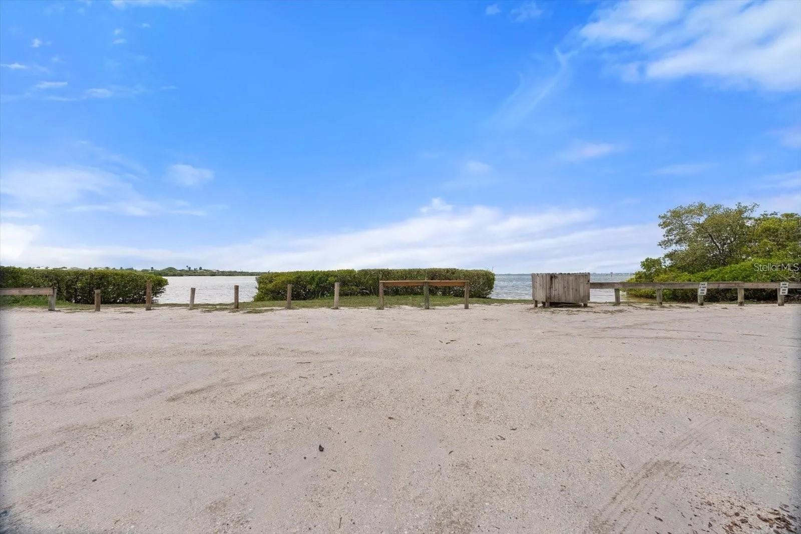 BAYSHORE GARDENS SEC 7 - Residential