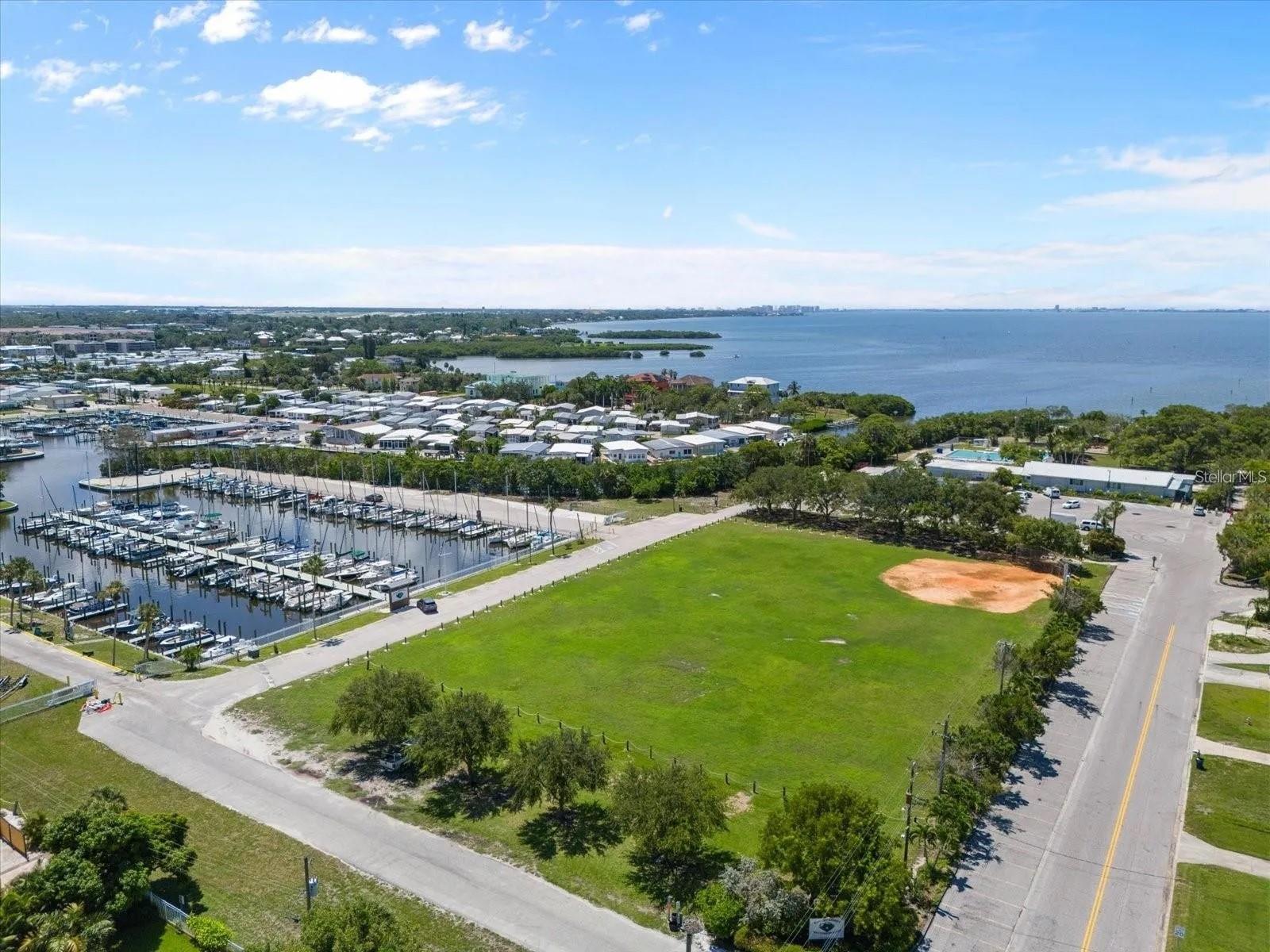 BAYSHORE GARDENS SEC 7 - Residential