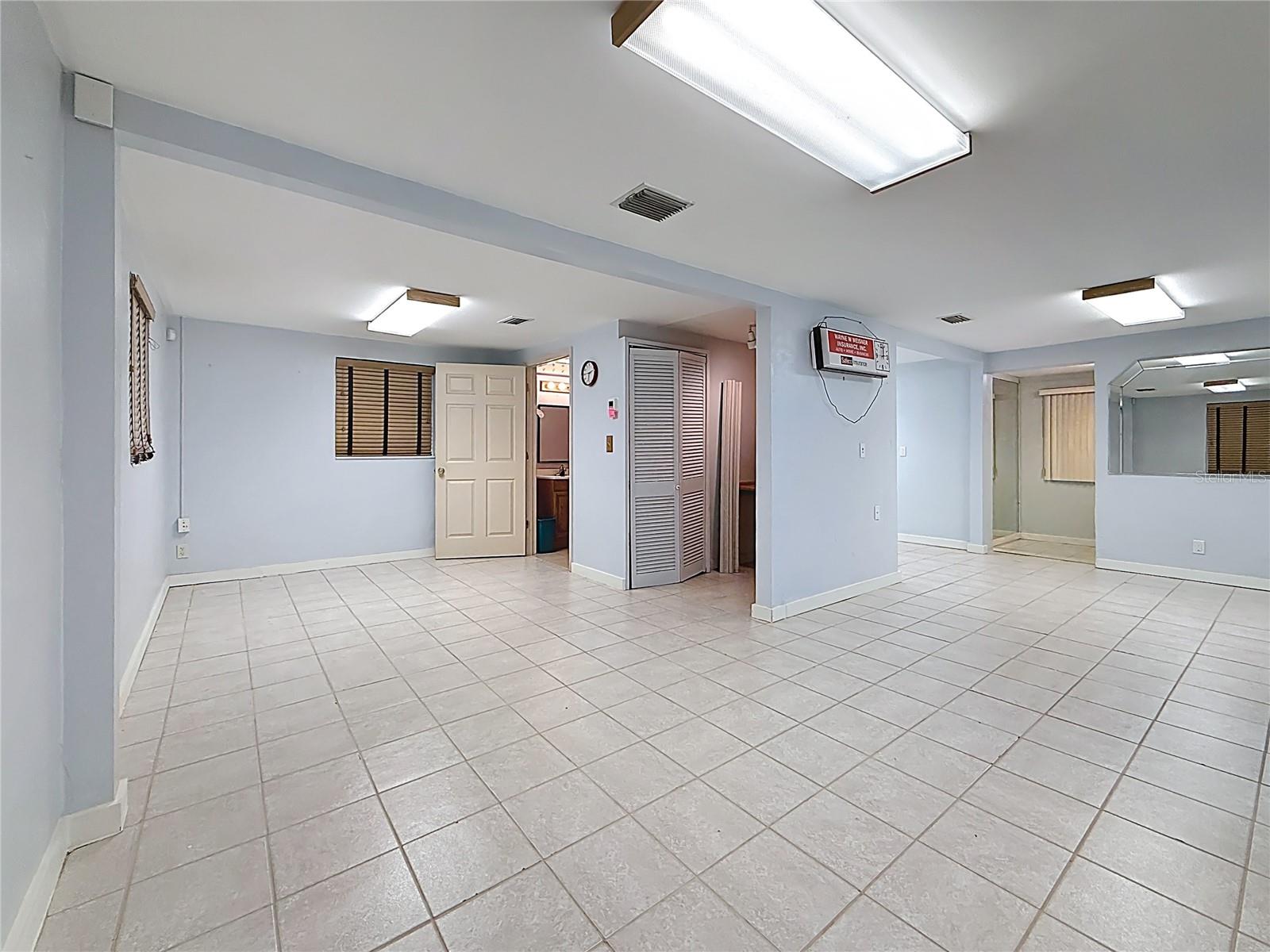 ROOSEVELT GROVES - Commercial Sale
