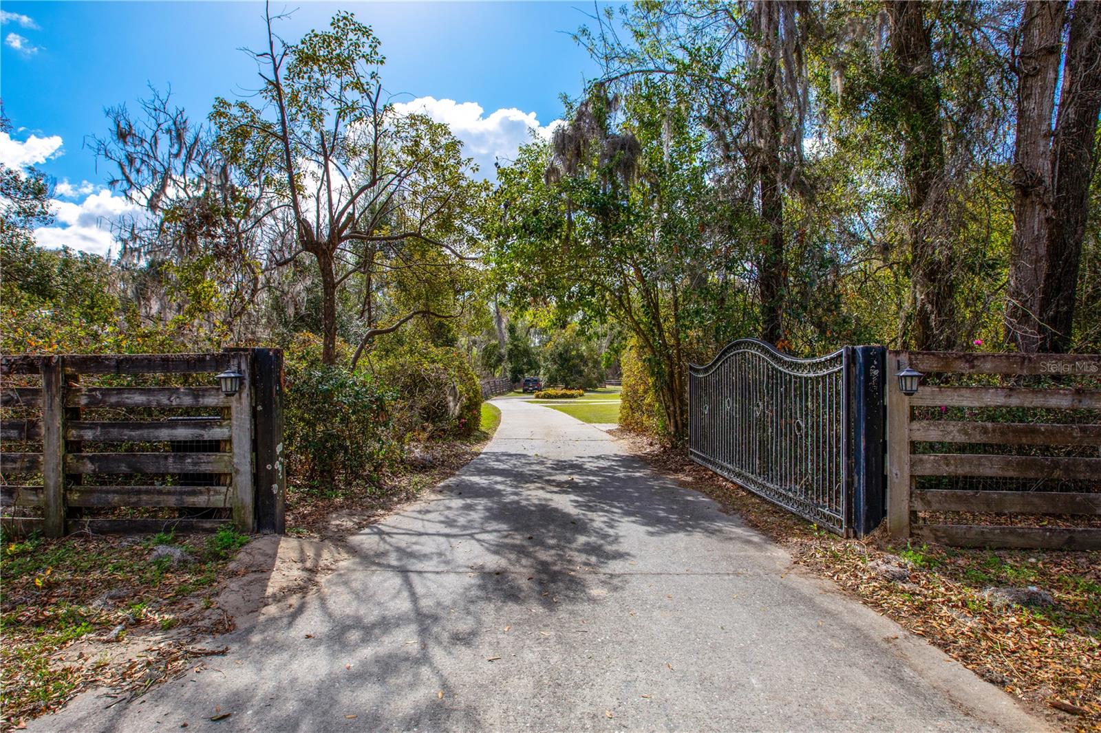 HELENA HEIGHTS - Residential