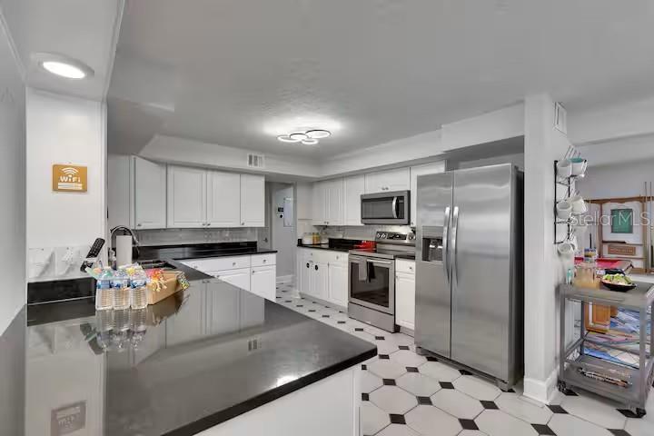 TAMPA SHORES INC 1 UNIT 2 - Residential