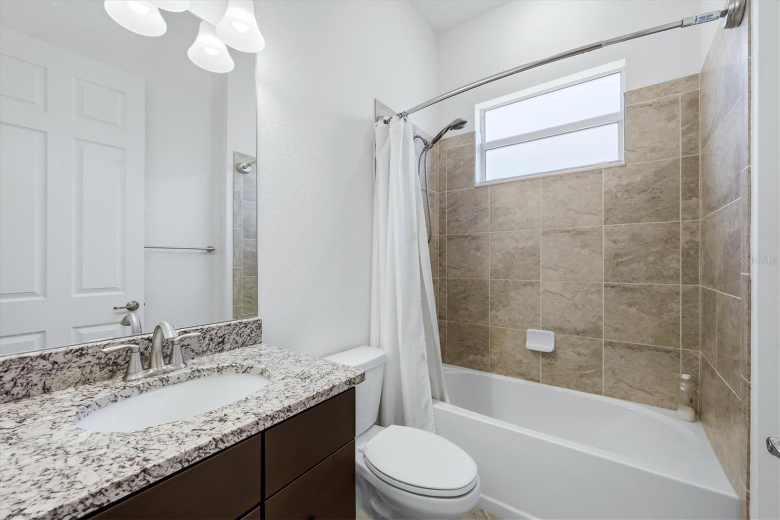 HARBOR WEST - Residential