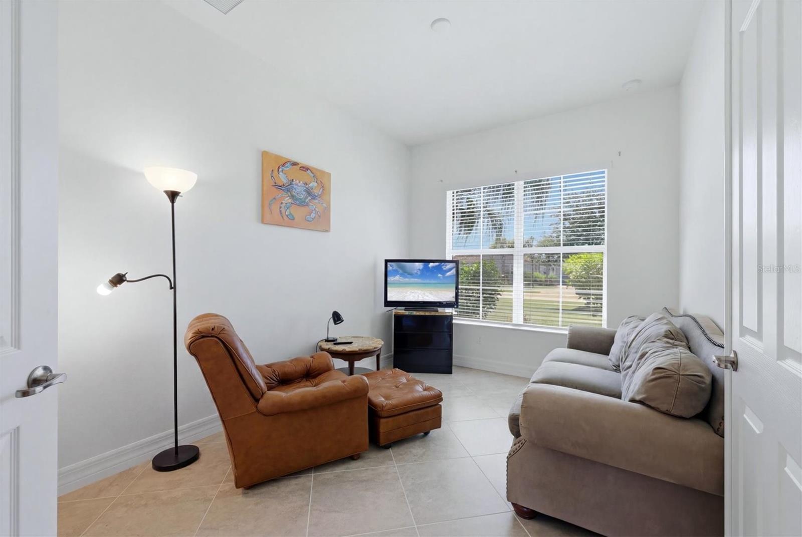 HARBOR WEST - Residential