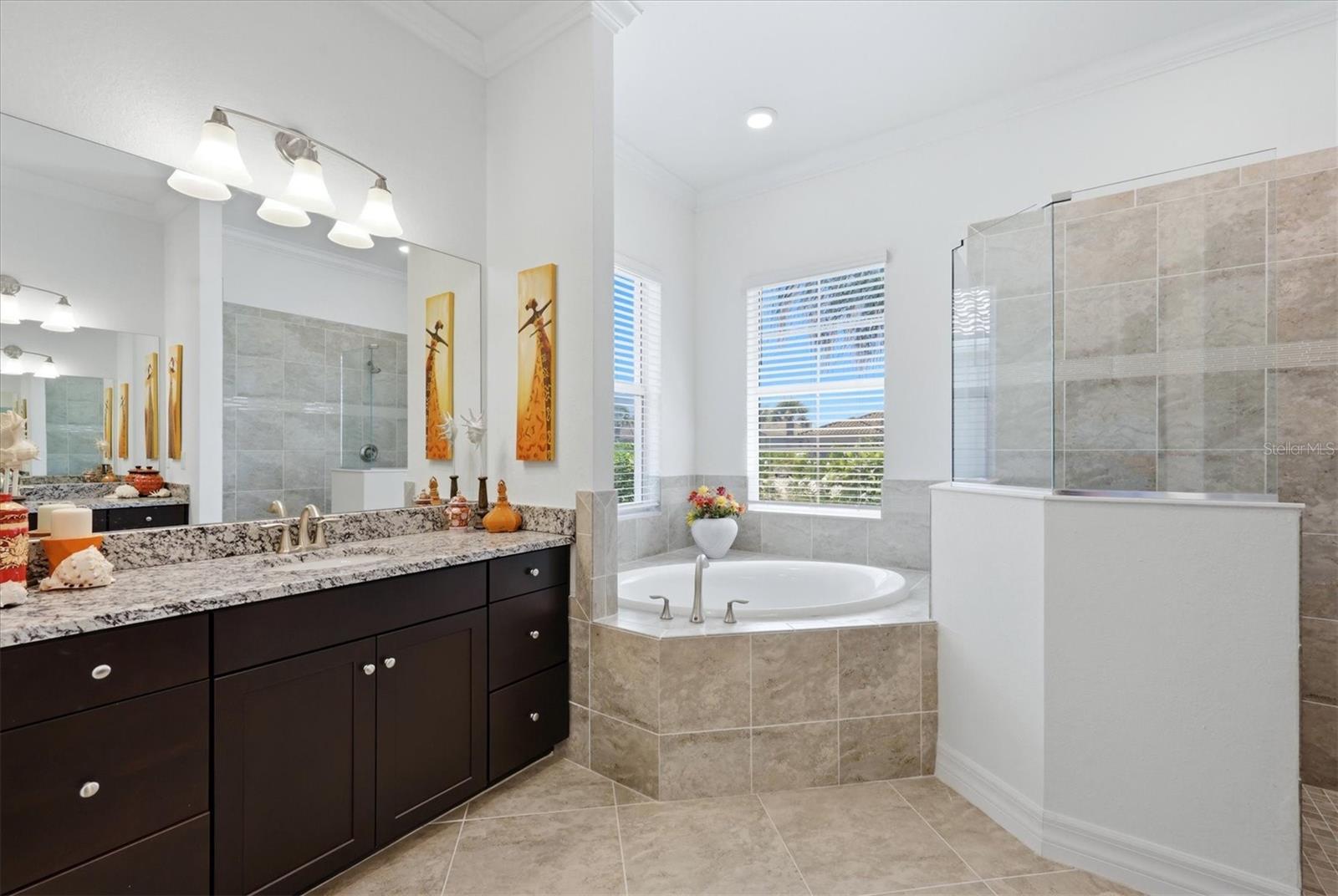 HARBOR WEST - Residential