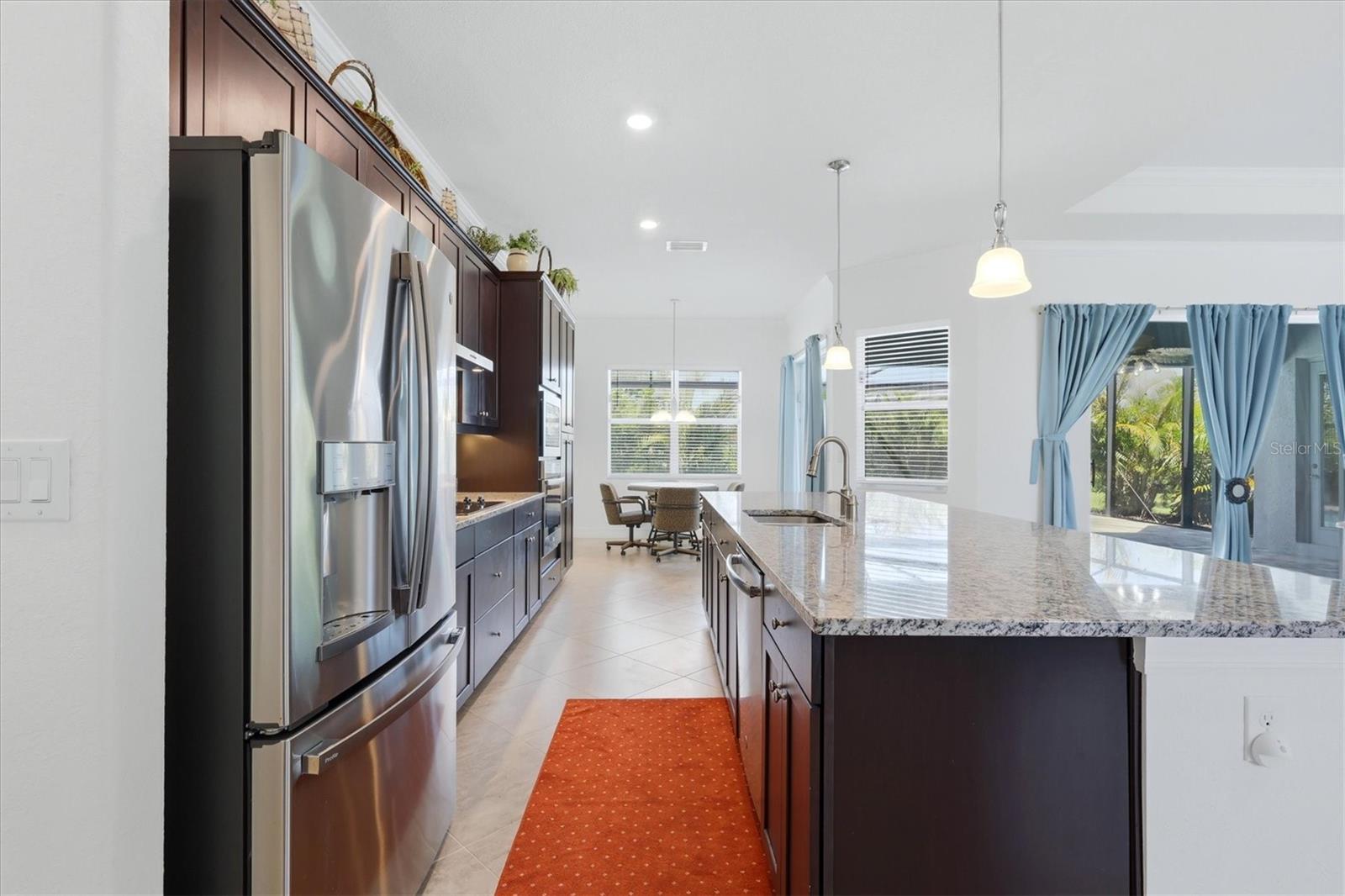 HARBOR WEST - Residential