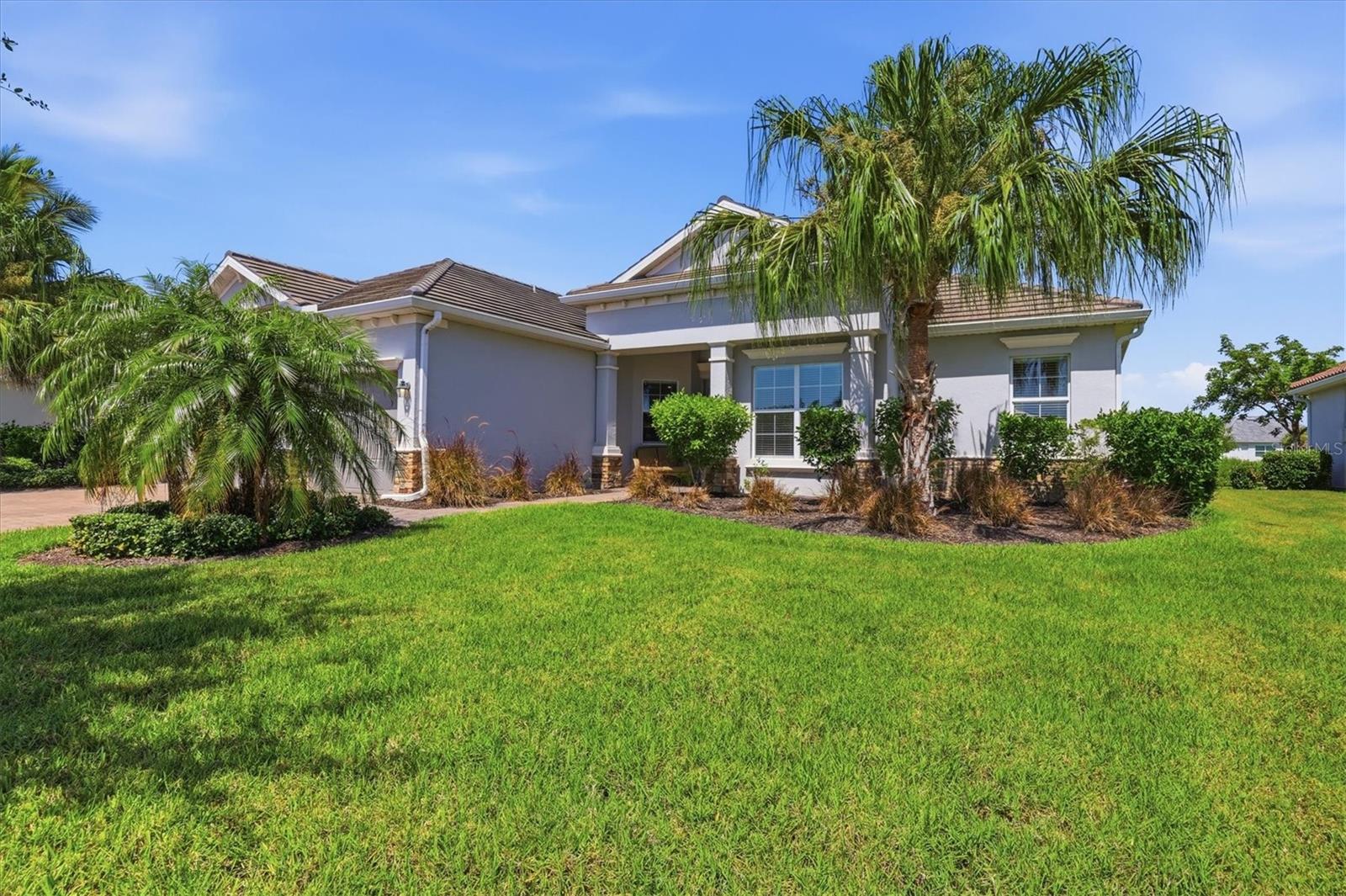 HARBOR WEST - Residential