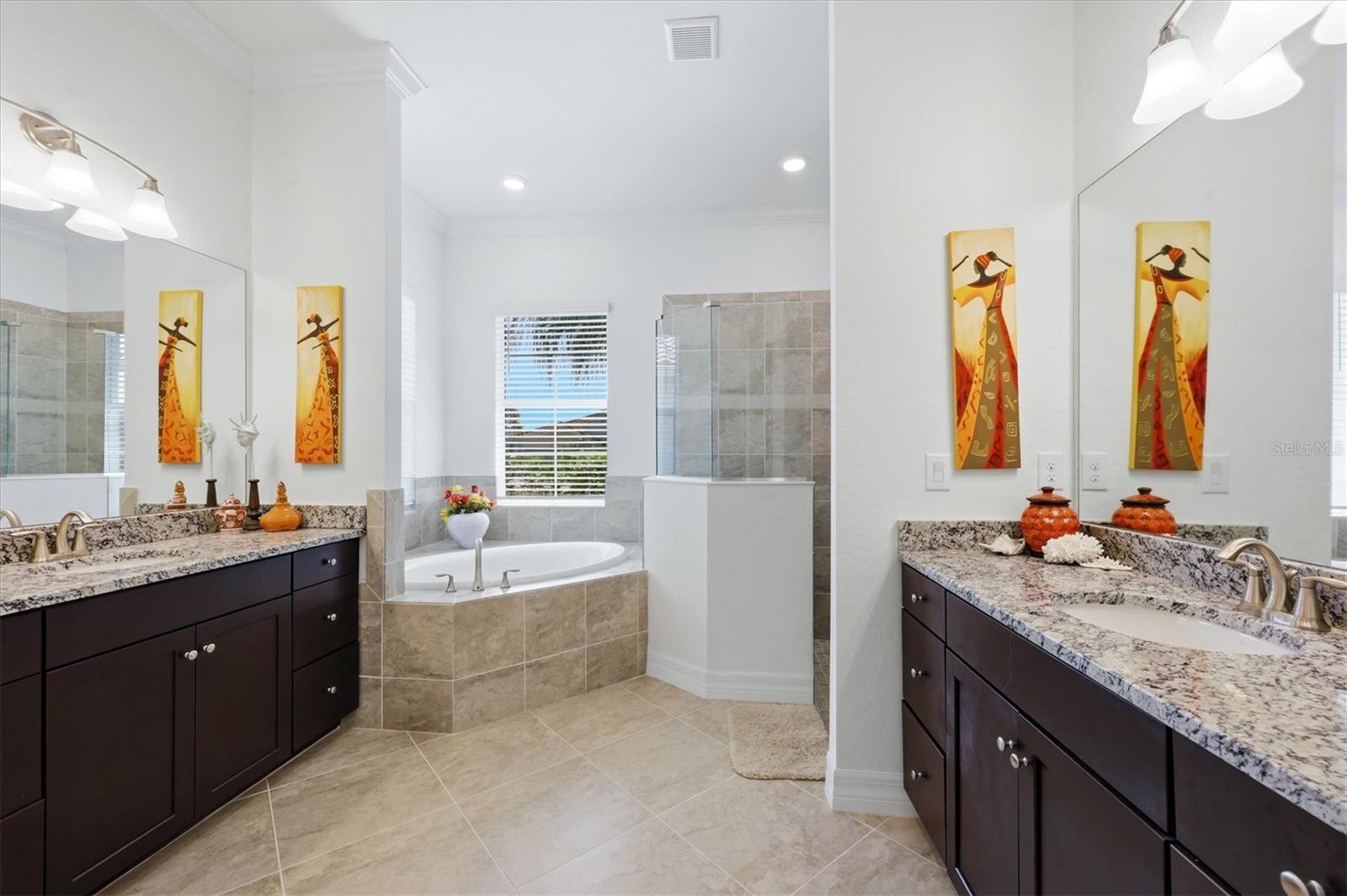 HARBOR WEST - Residential