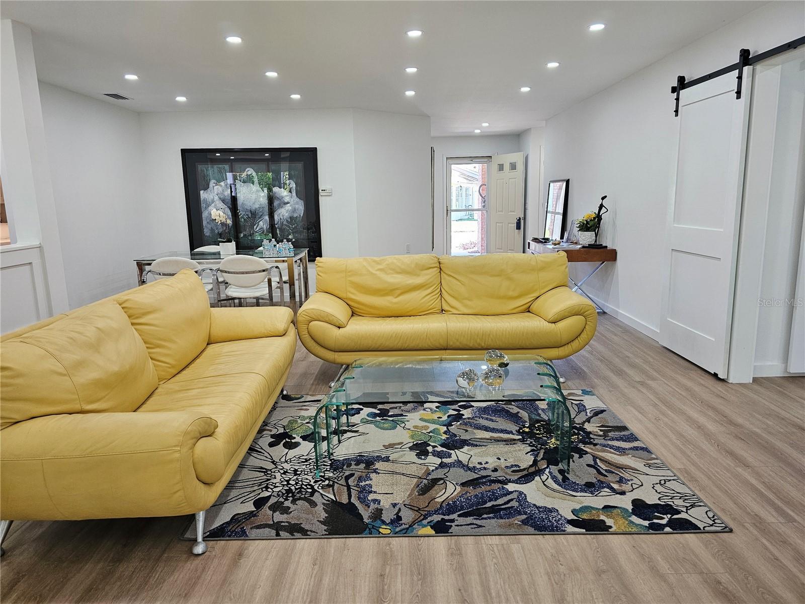 HERITAGE LAKE - Residential