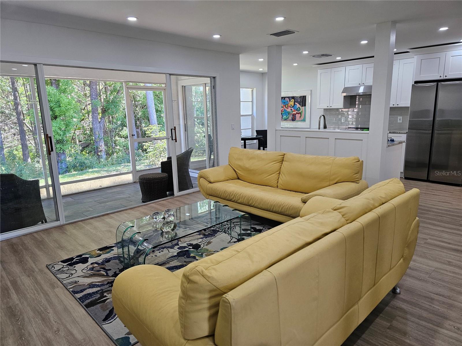 HERITAGE LAKE - Residential