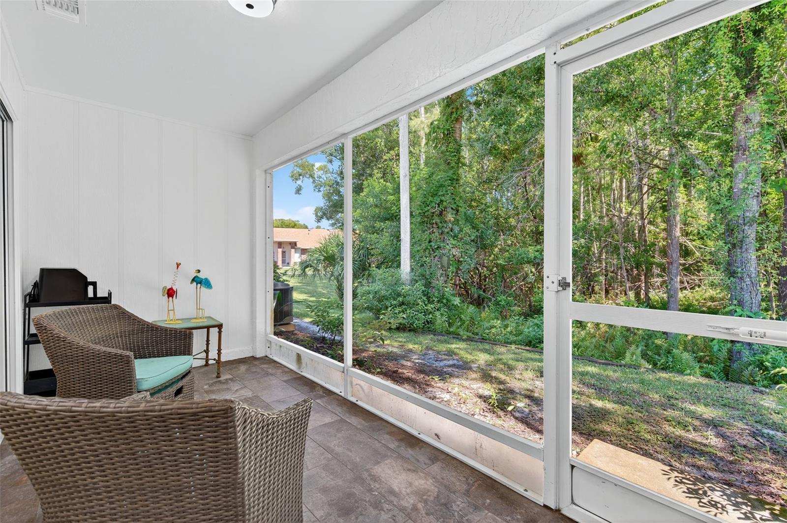 HERITAGE LAKE - Residential