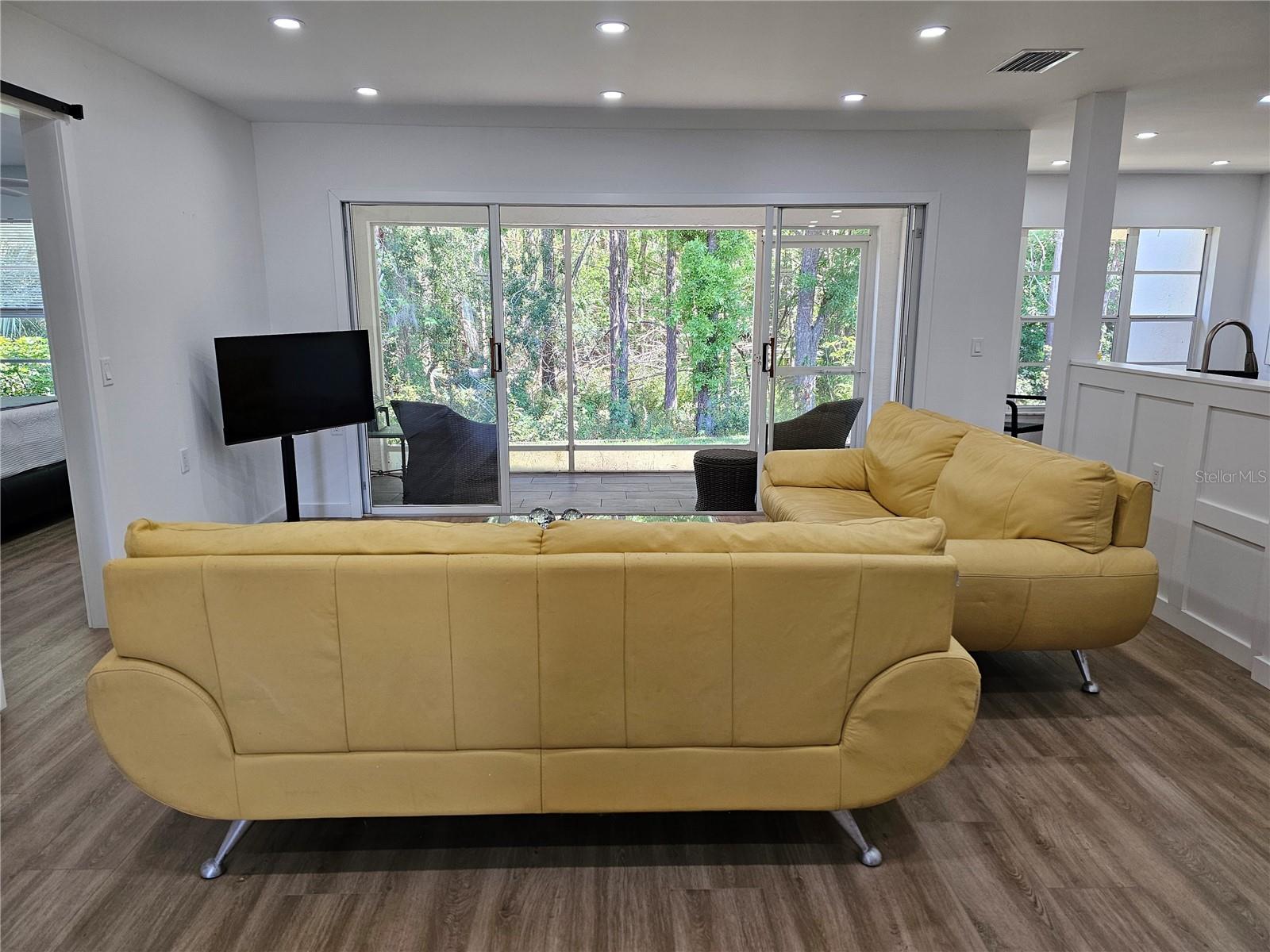 HERITAGE LAKE - Residential