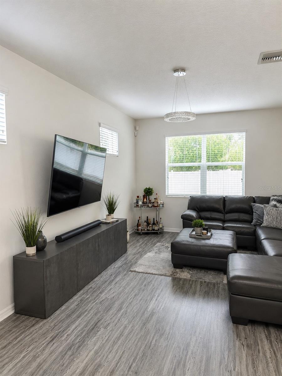 RIVER GROVE PARK - Residential